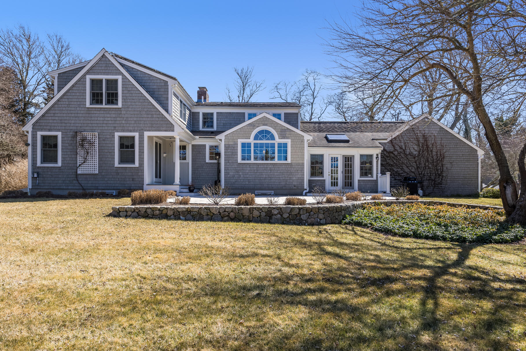 30 Beach Road 