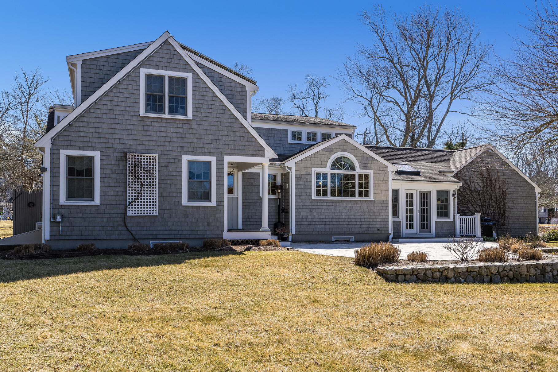 30 Beach Road 