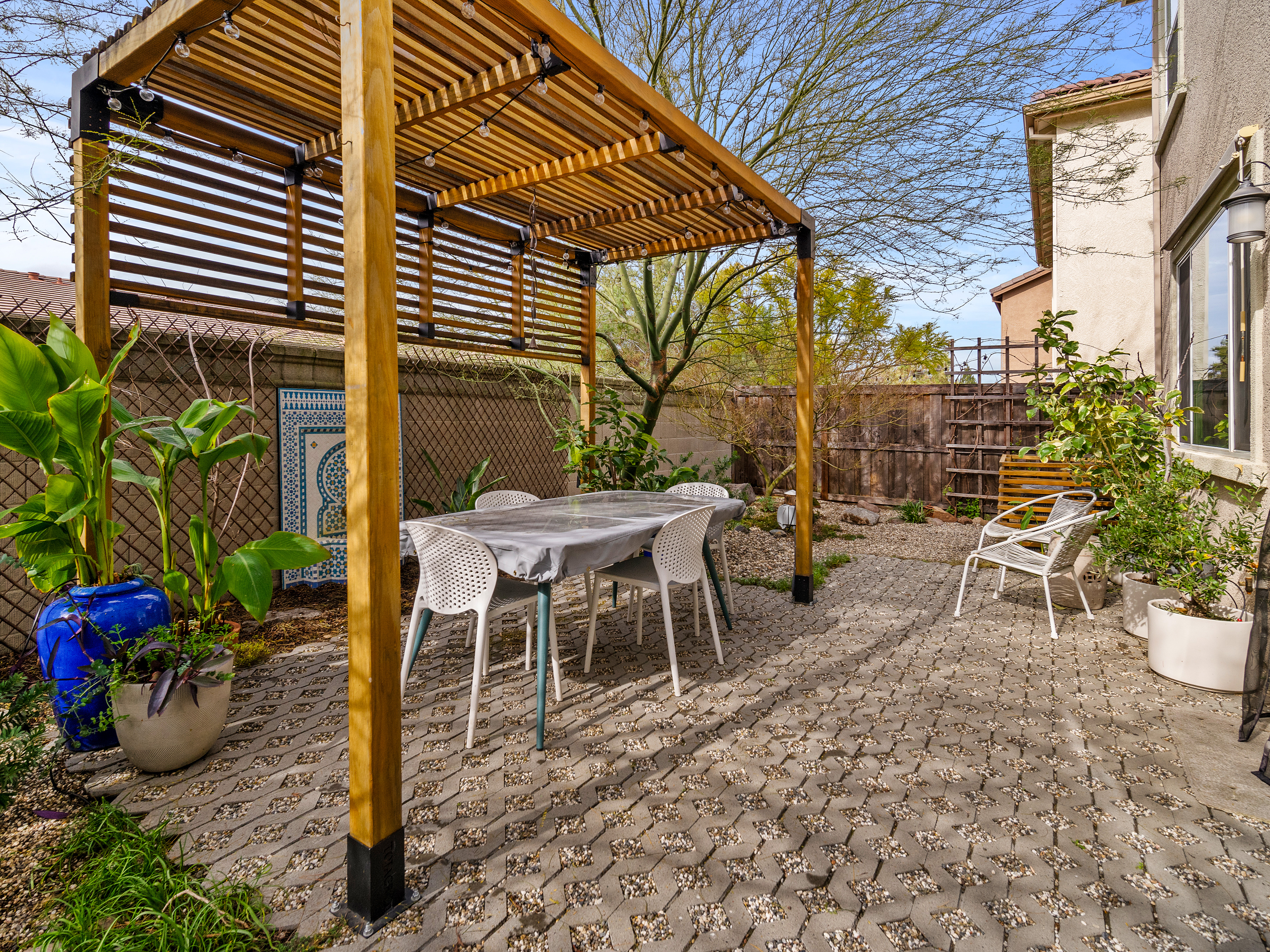 6128 Mehrten Circle 