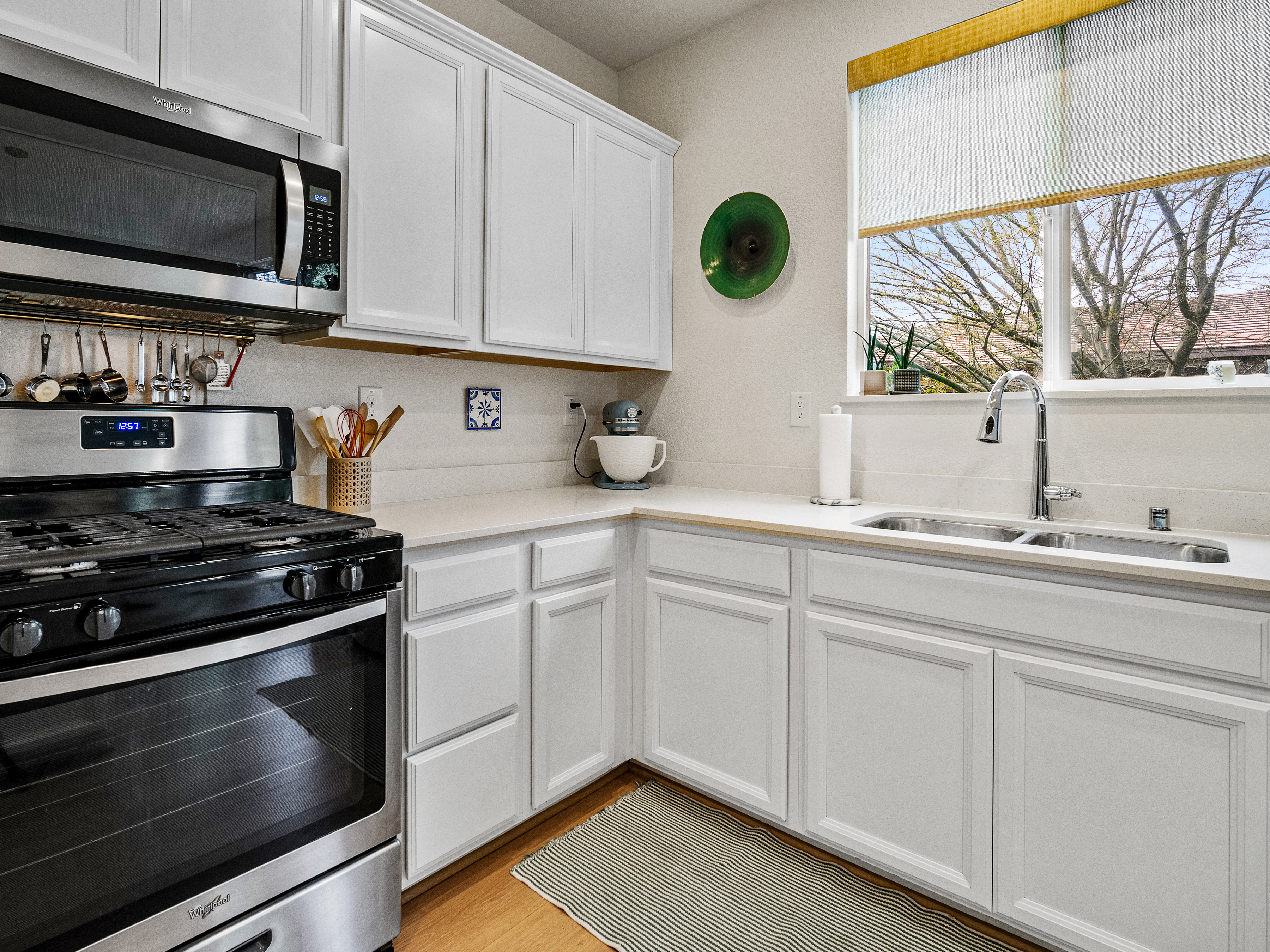 6128 Mehrten Circle 