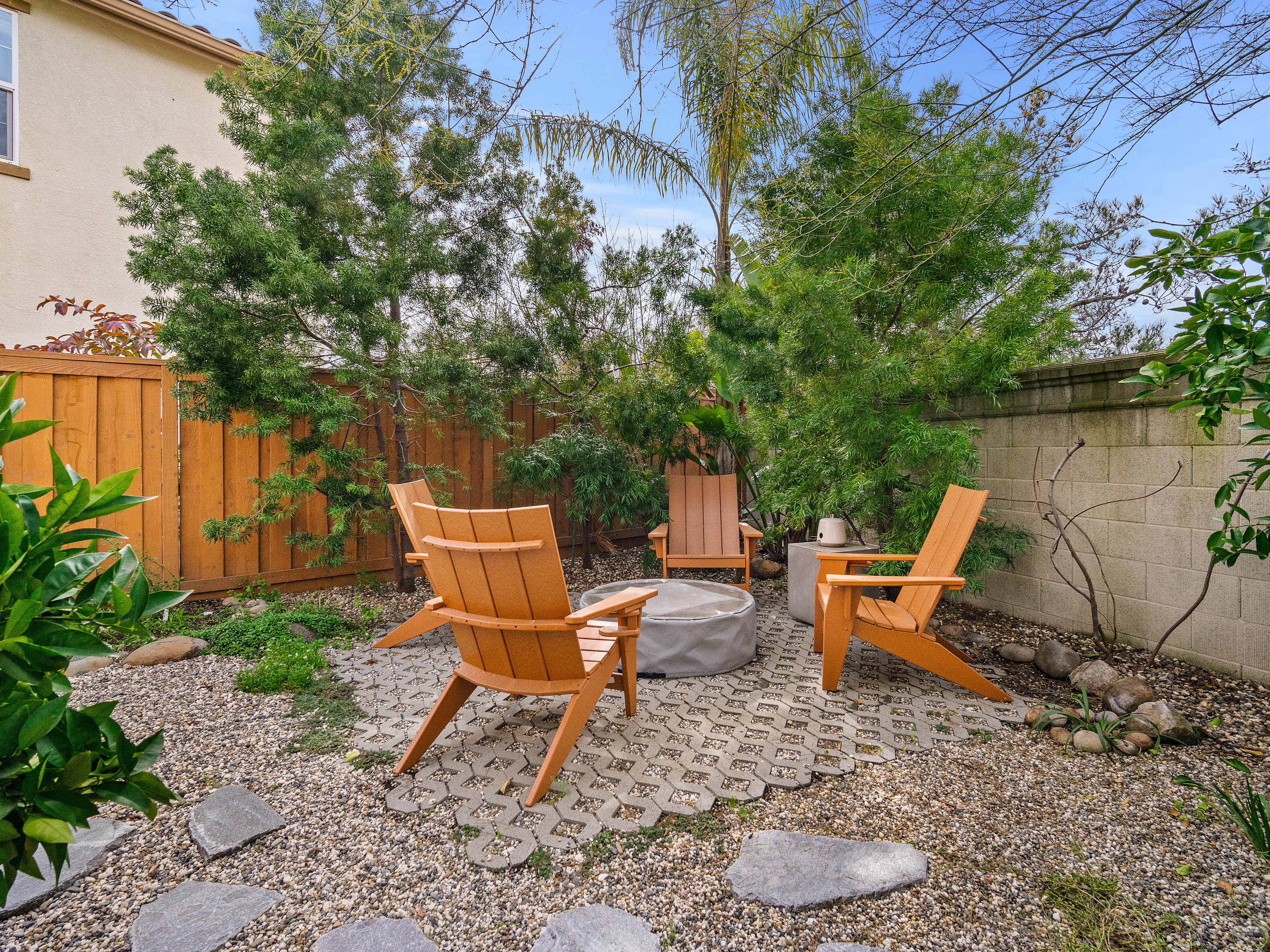 6128 Mehrten Circle 