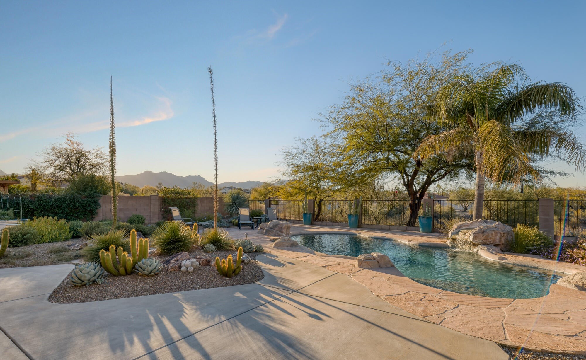 4092 W Tombolo Trail 