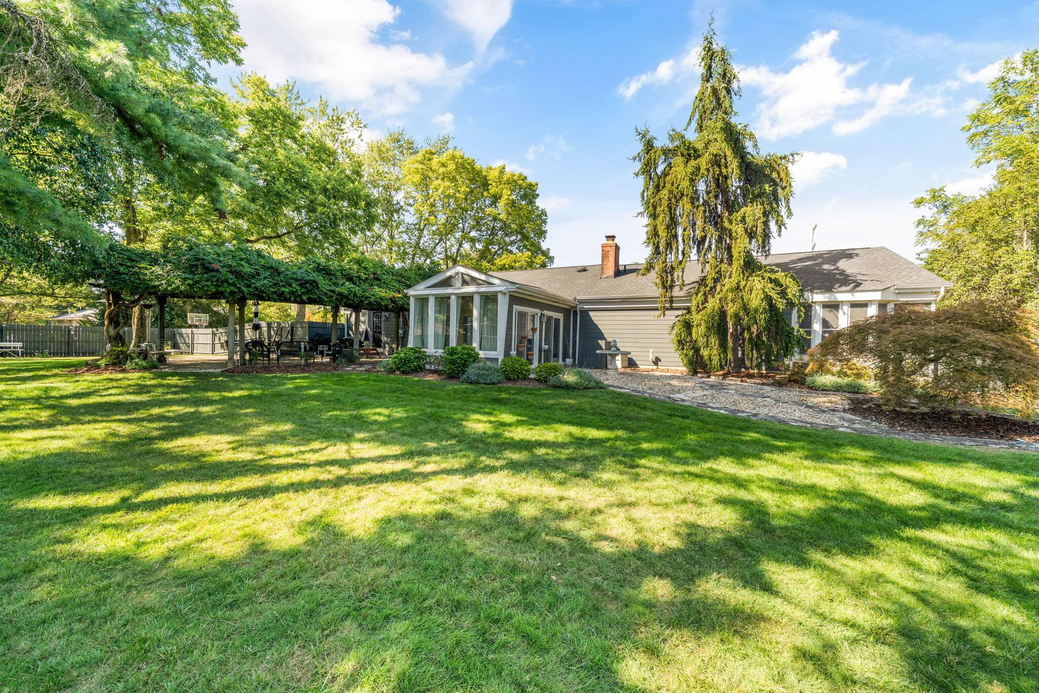 3715 Henderson Road