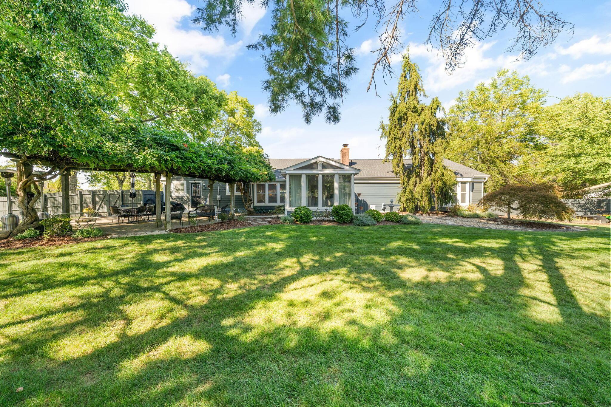 3715 Henderson Road