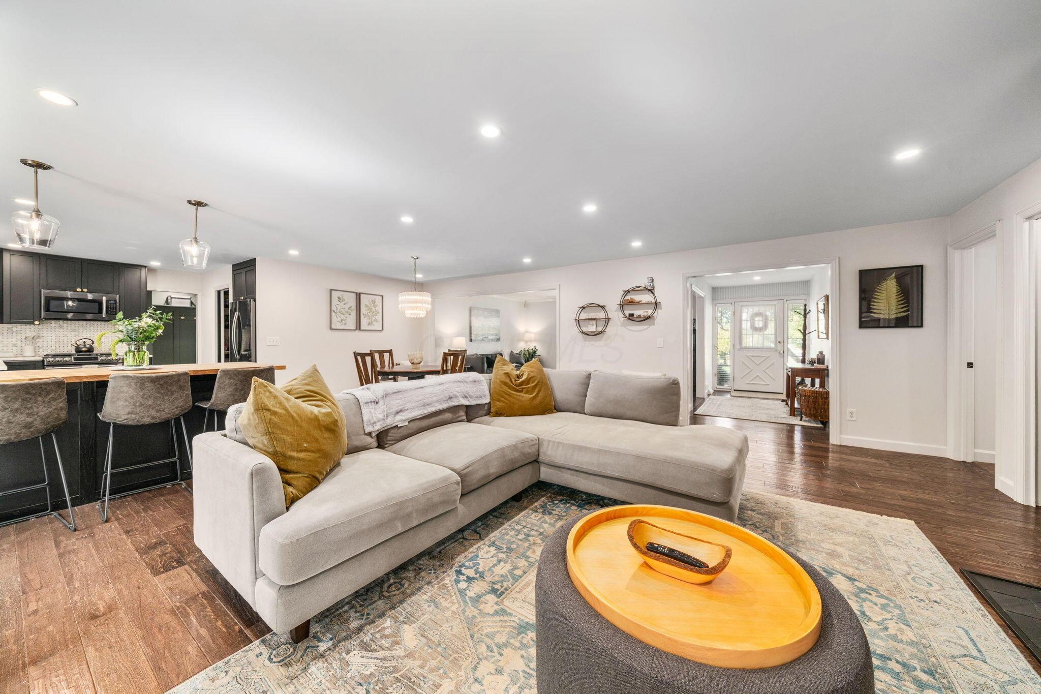 3715 Henderson Road