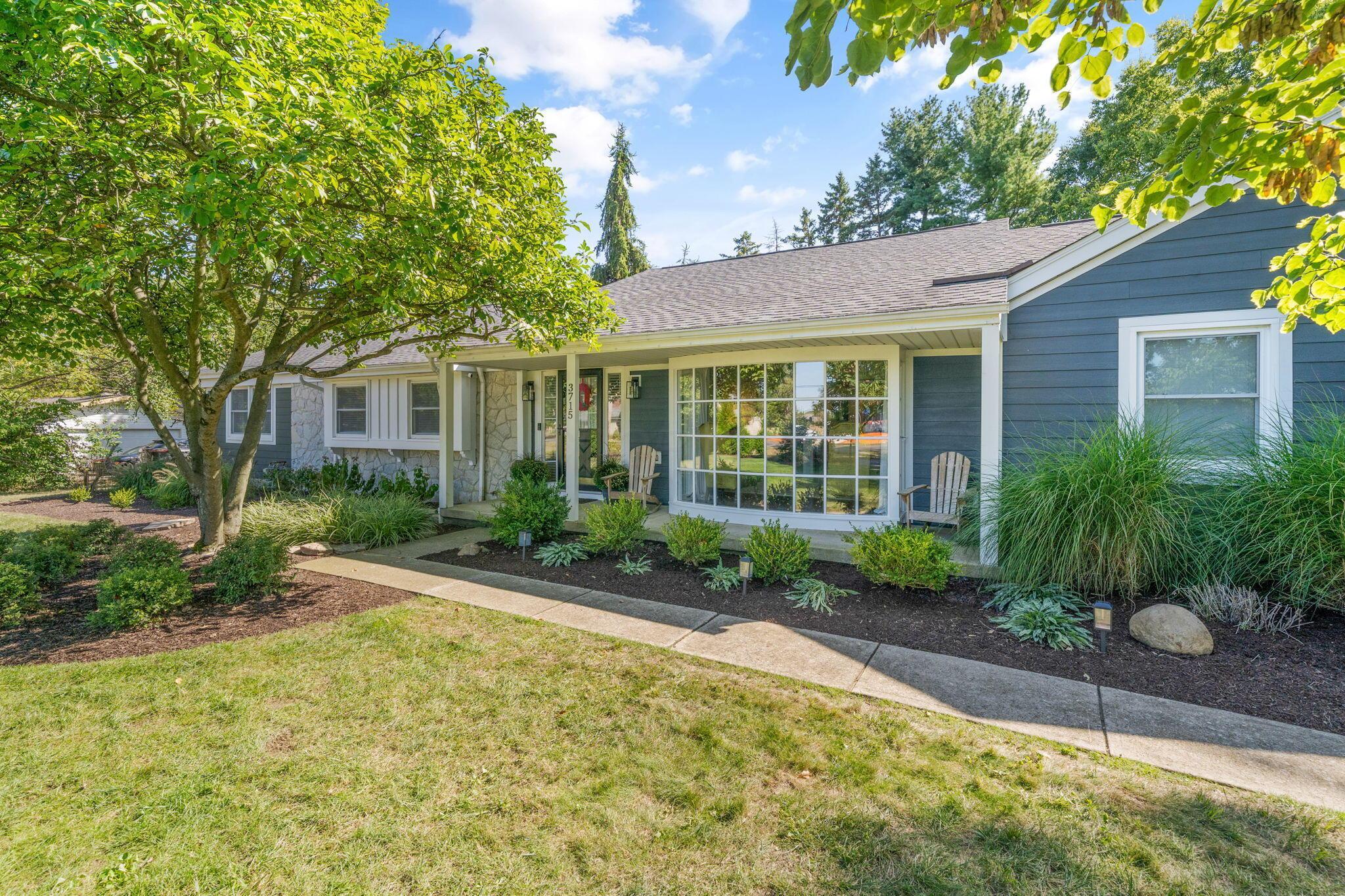 3715 Henderson Road