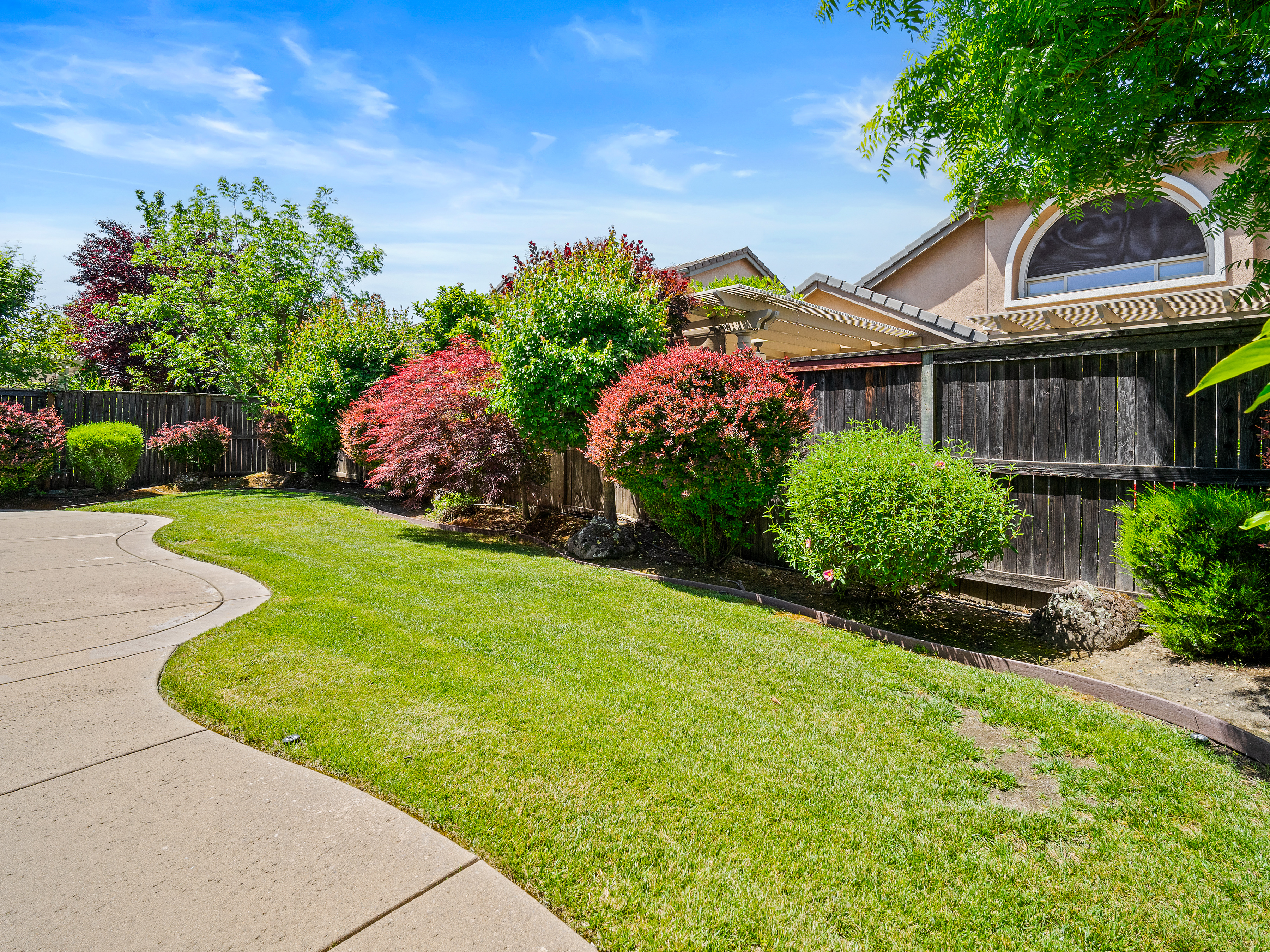1038 Smith Way 