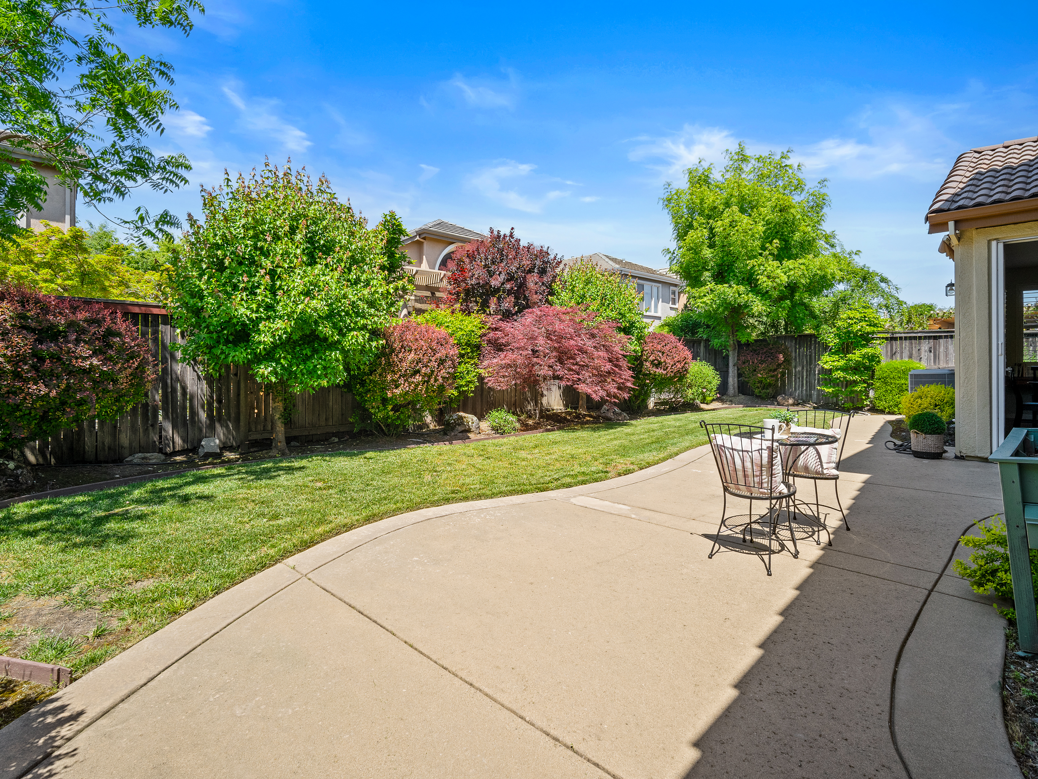 1038 Smith Way 