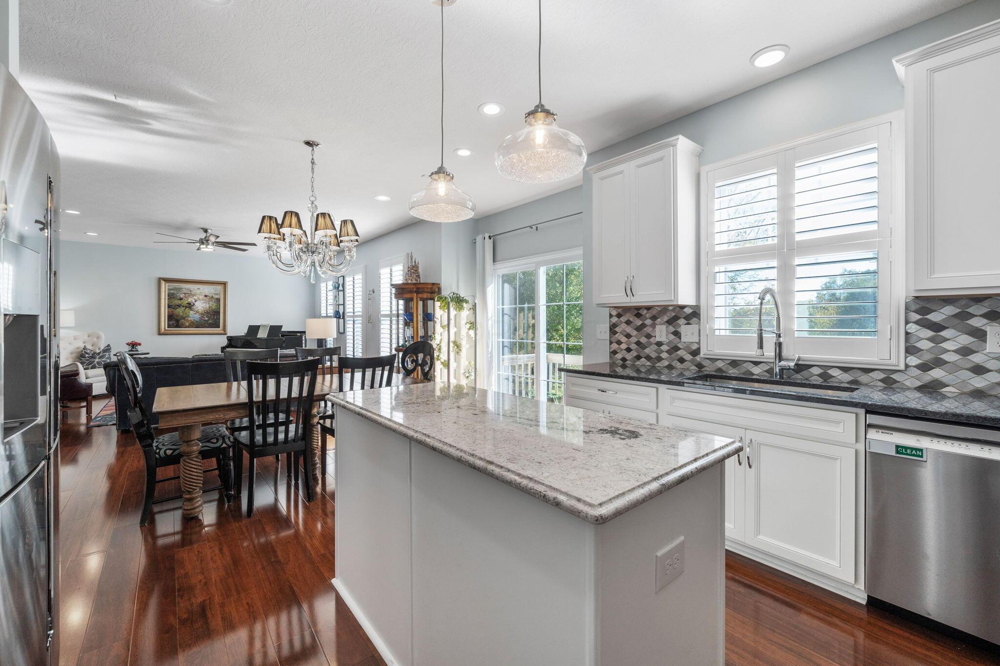 2975 Green Line Way