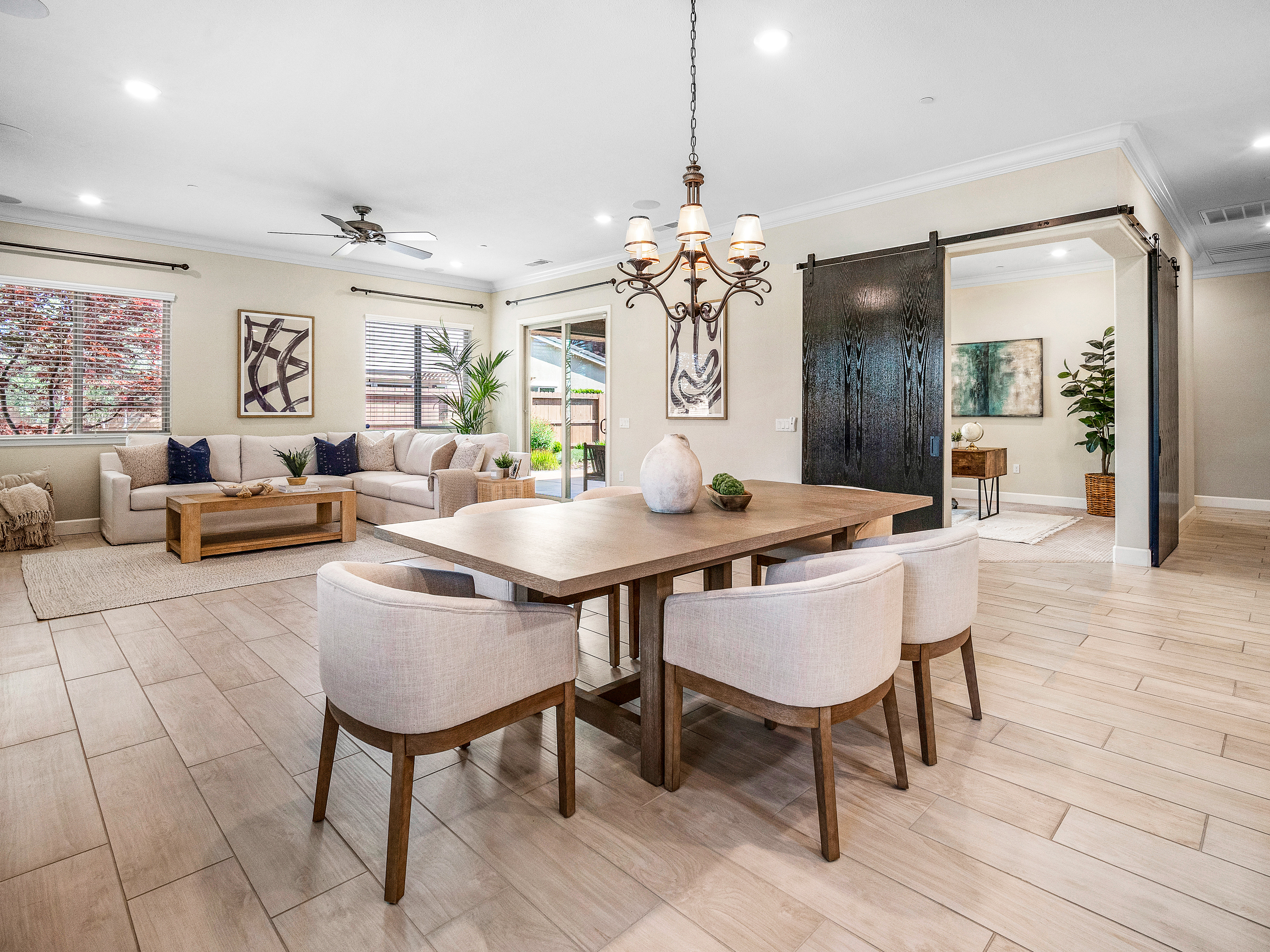 5118 Hollister Loop 