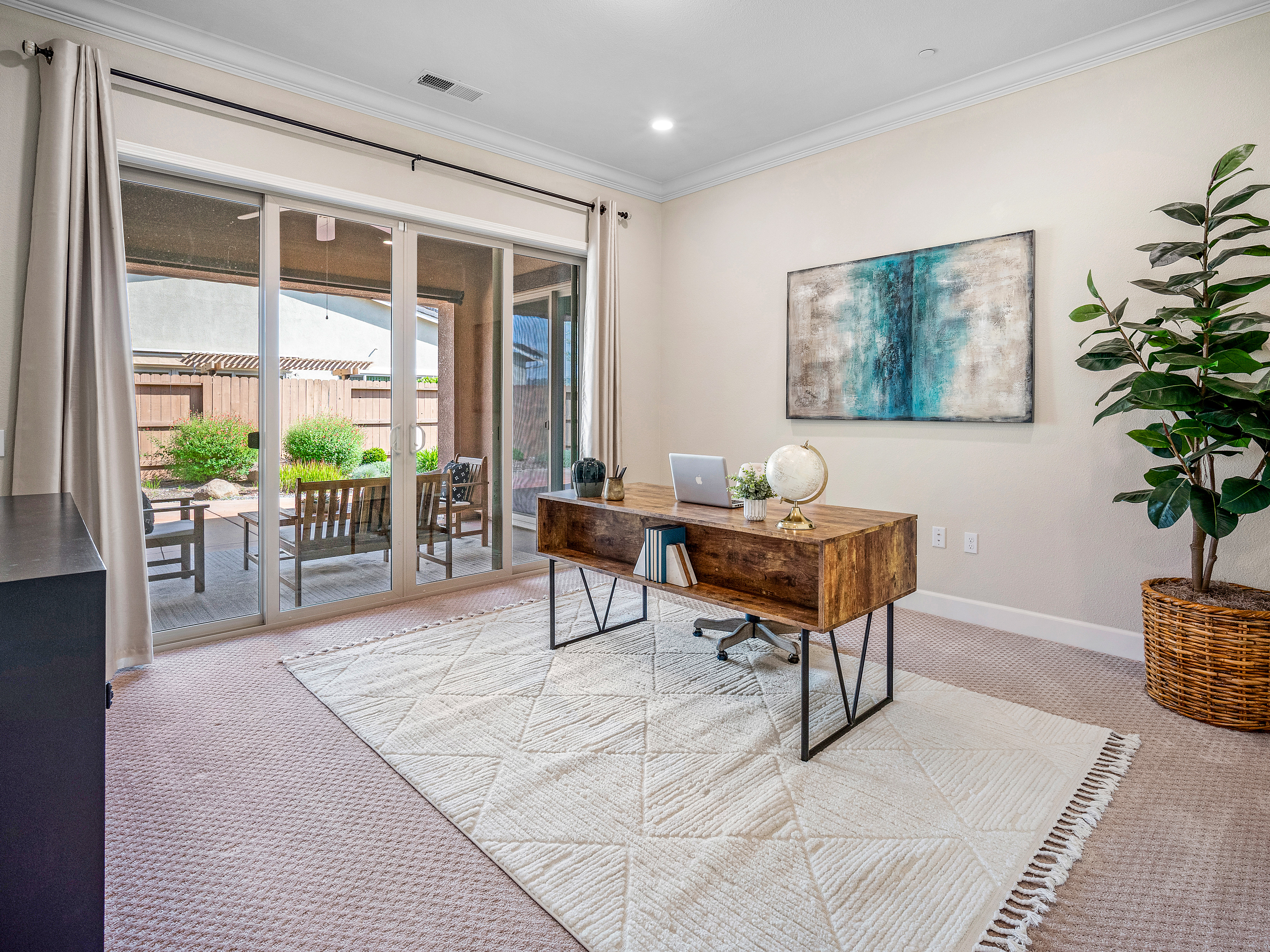 5118 Hollister Loop 
