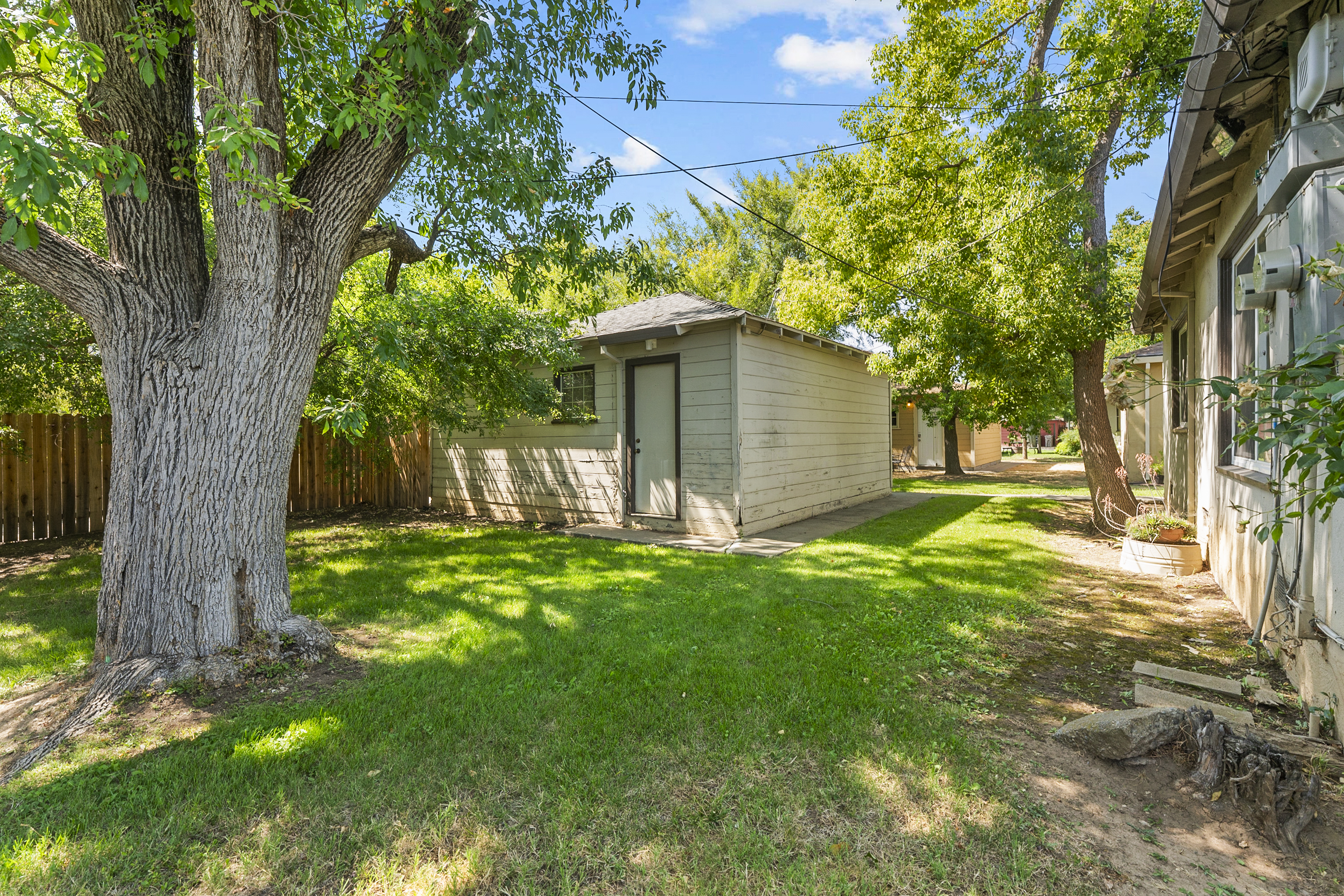 5516 Carmela Way 
