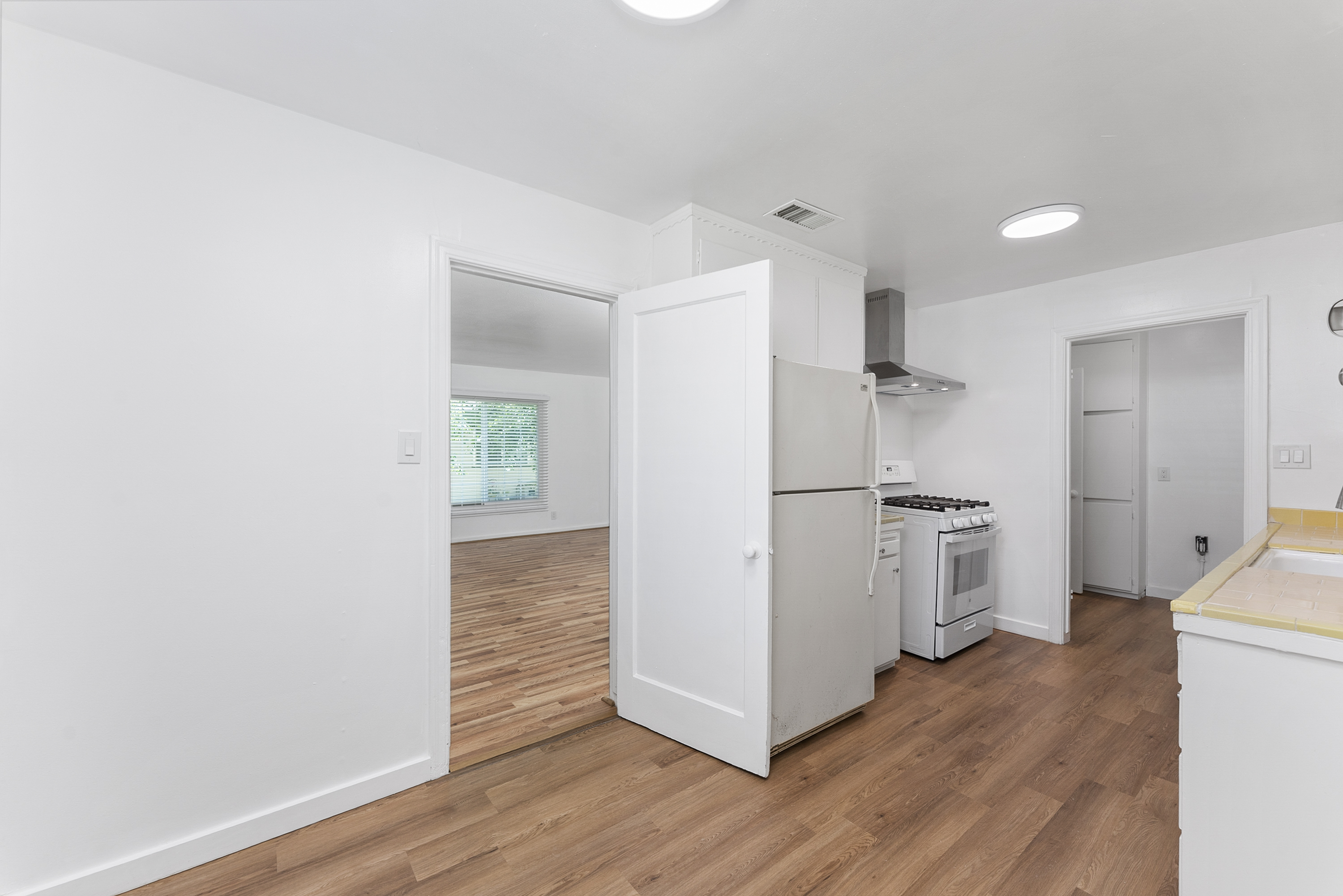 5516 Carmela Way 