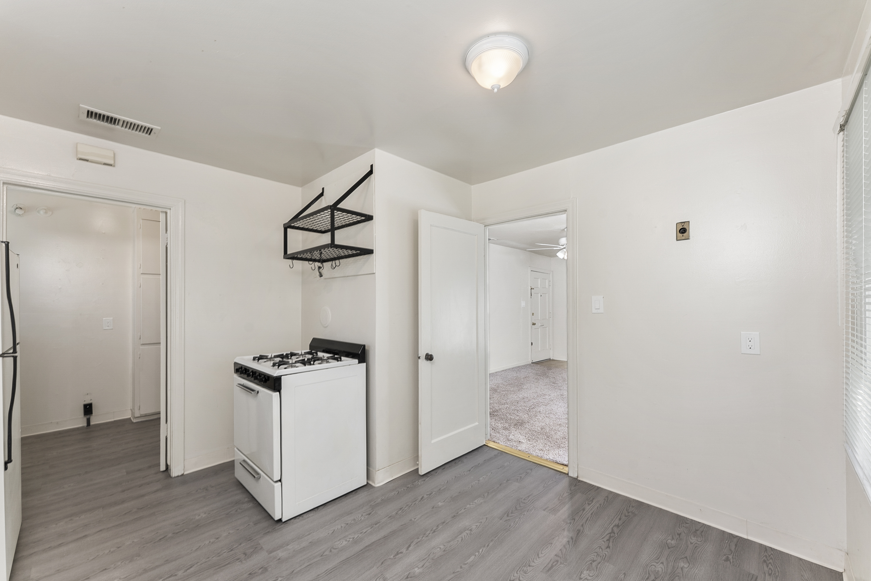 5516 Carmela Way 