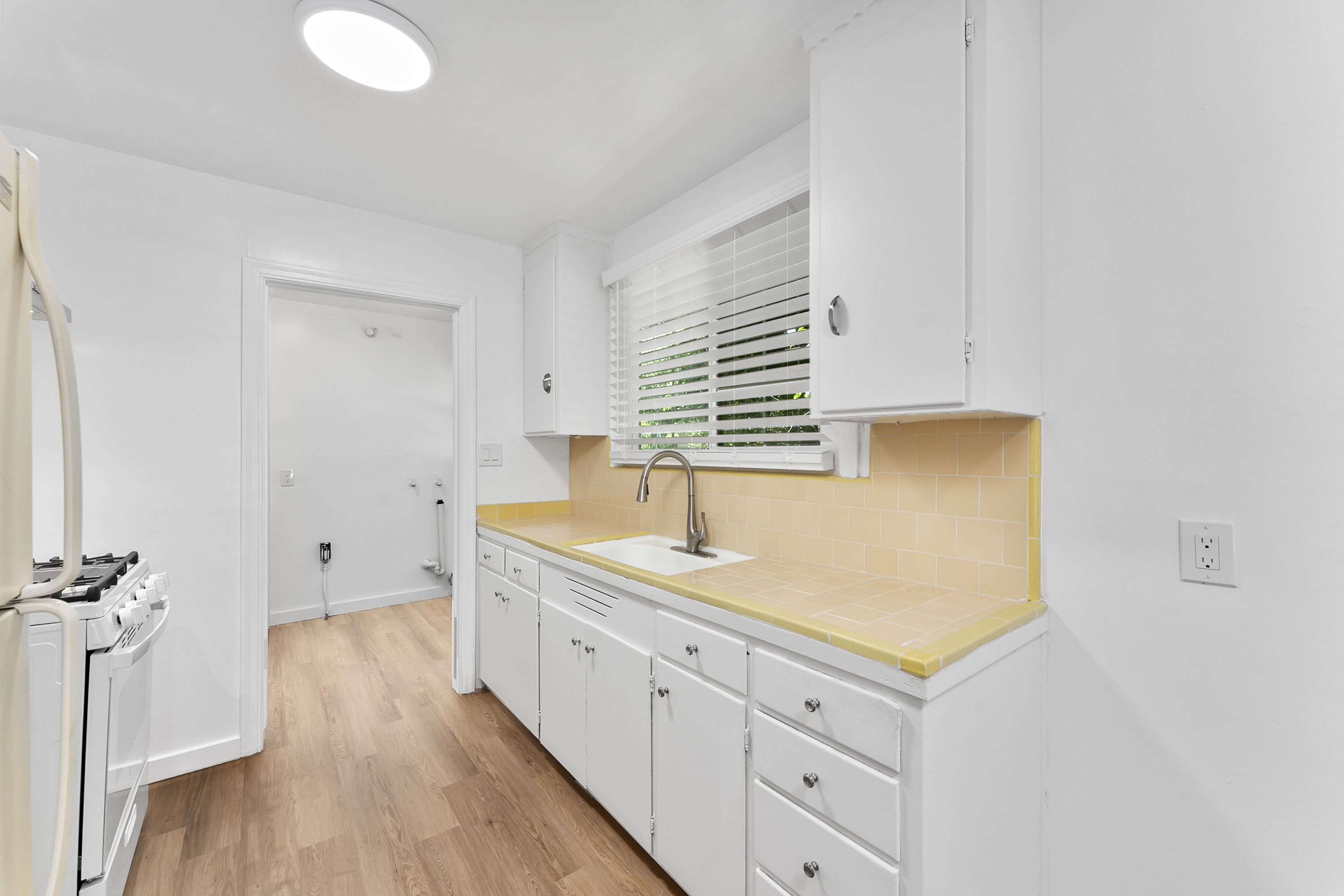 5516 Carmela Way 