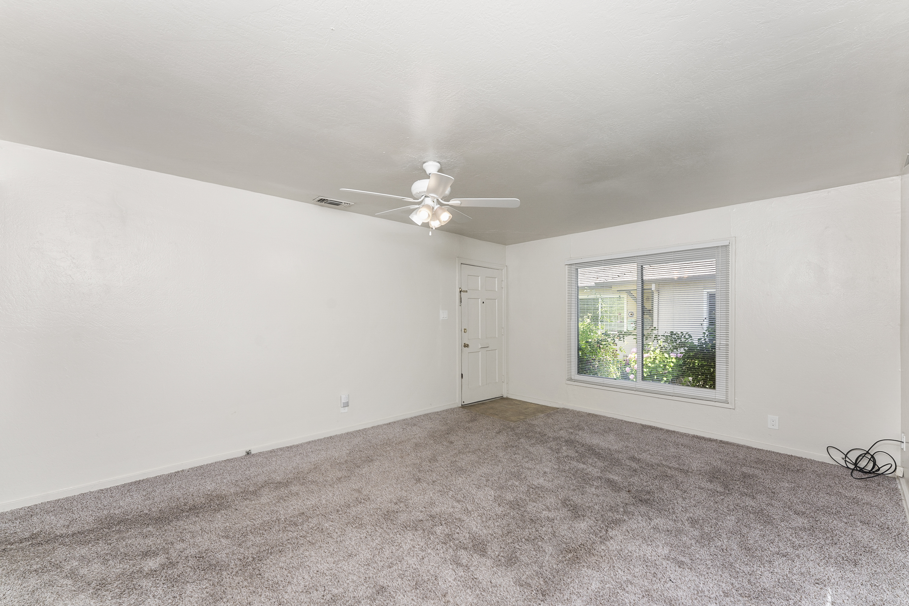 5516 Carmela Way 