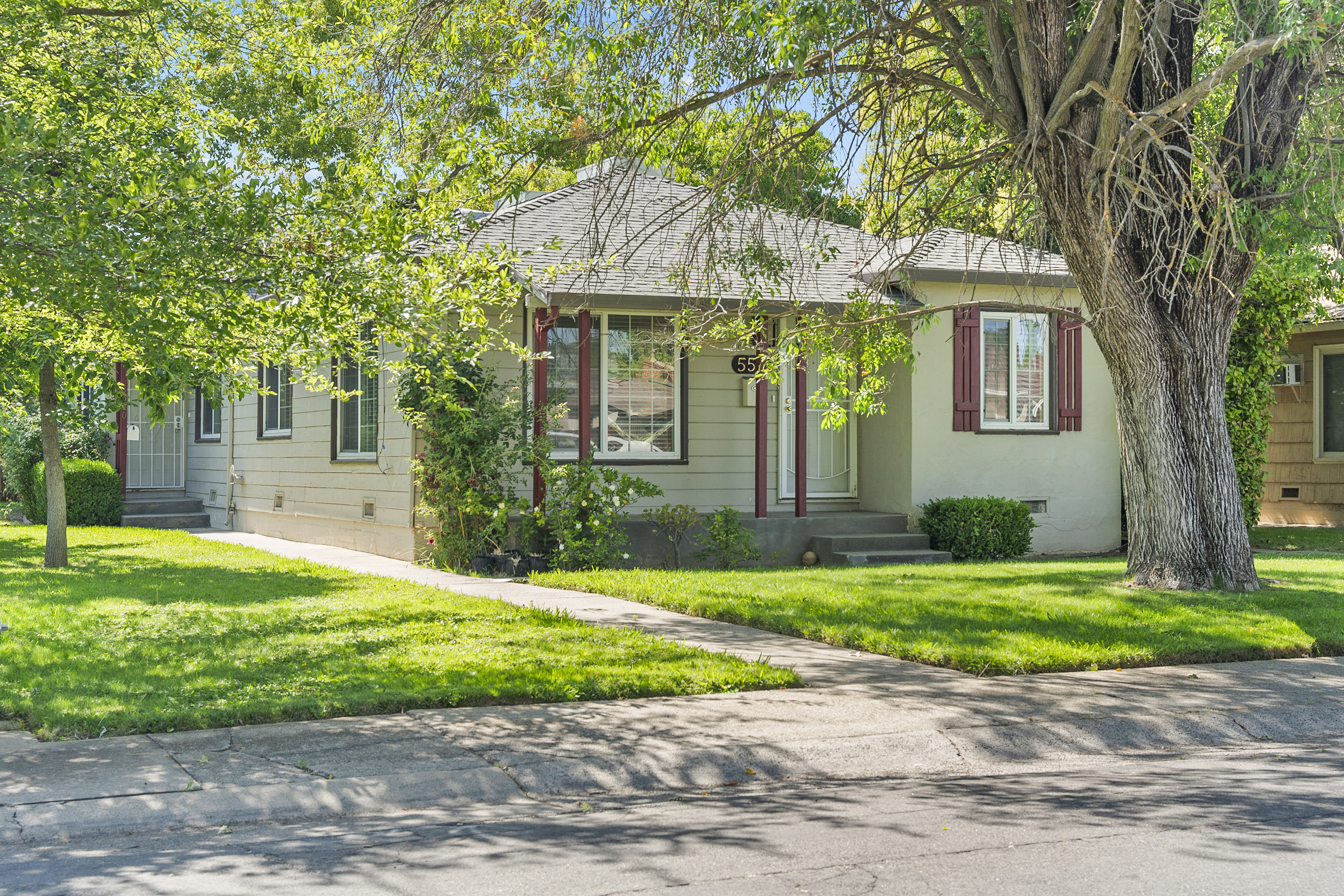5516 Carmela Way 