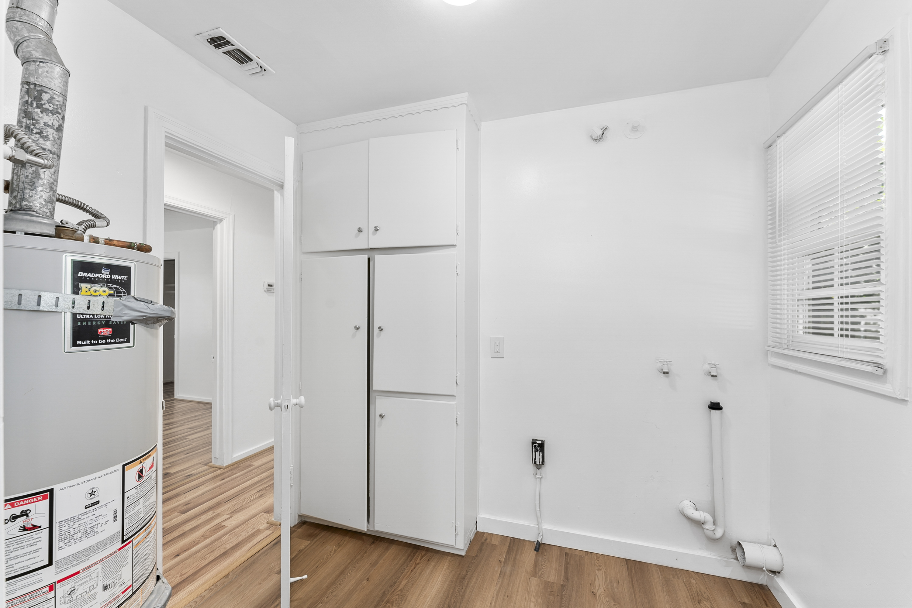 5516 Carmela Way 