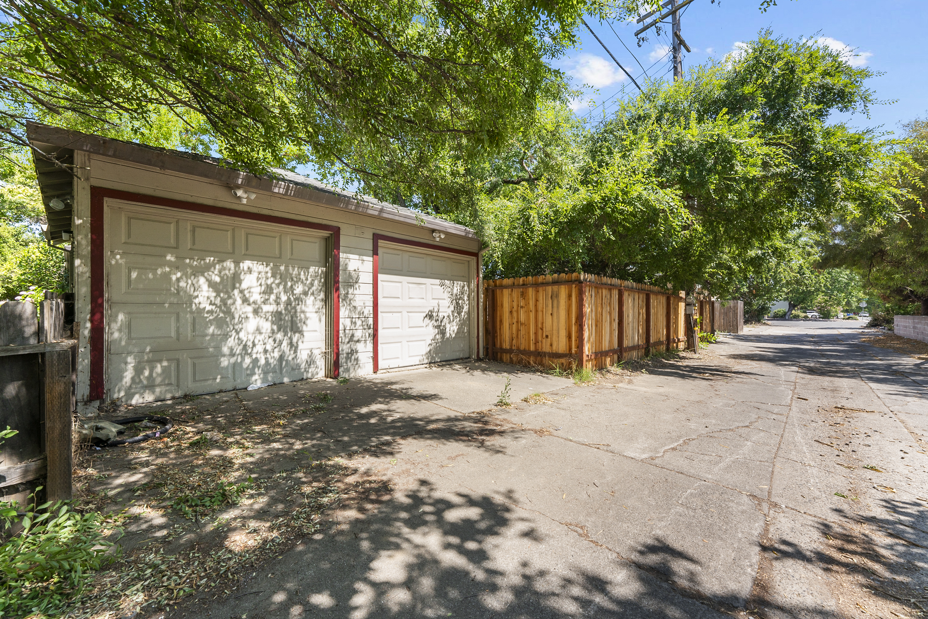 5516 Carmela Way 