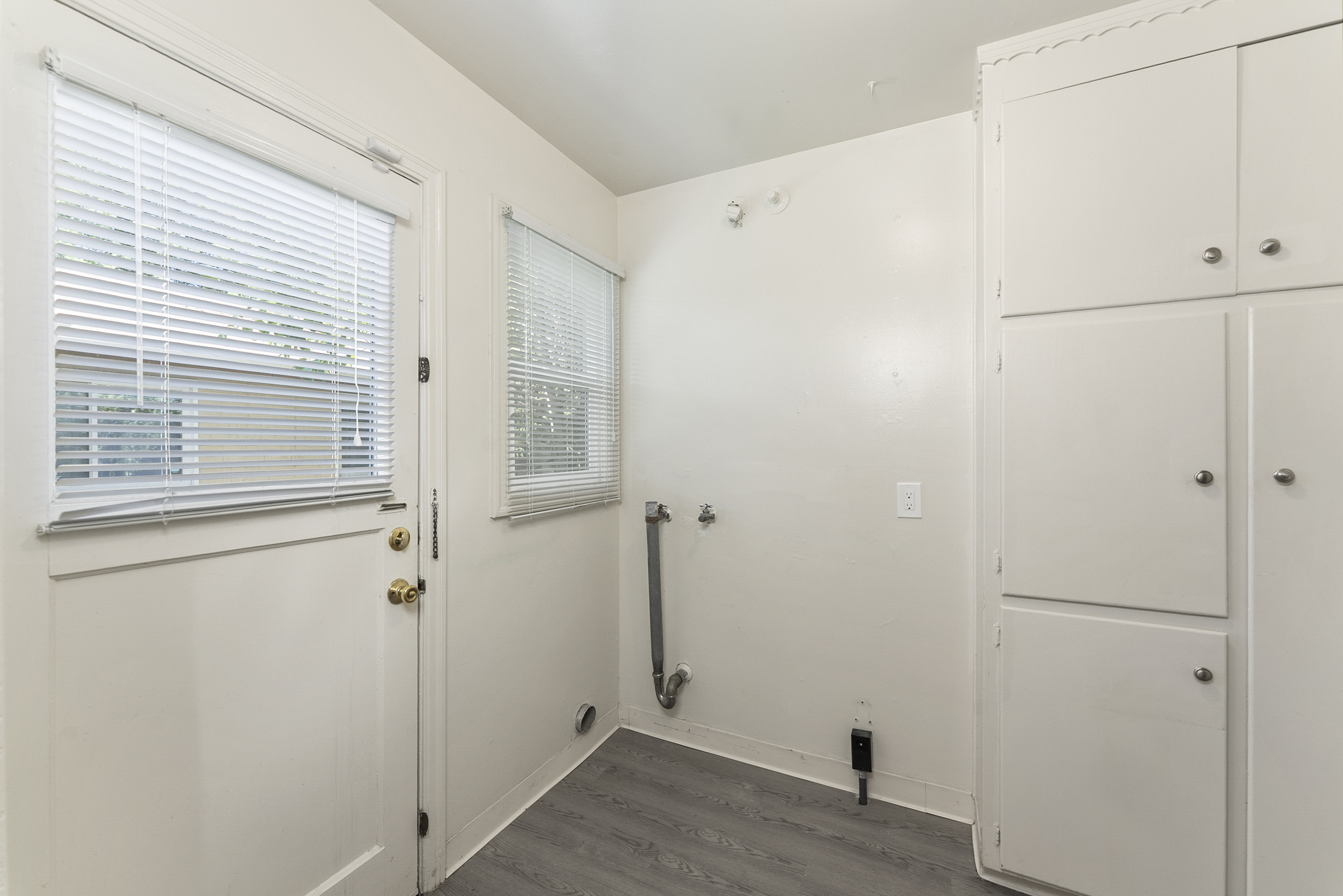 5516 Carmela Way 