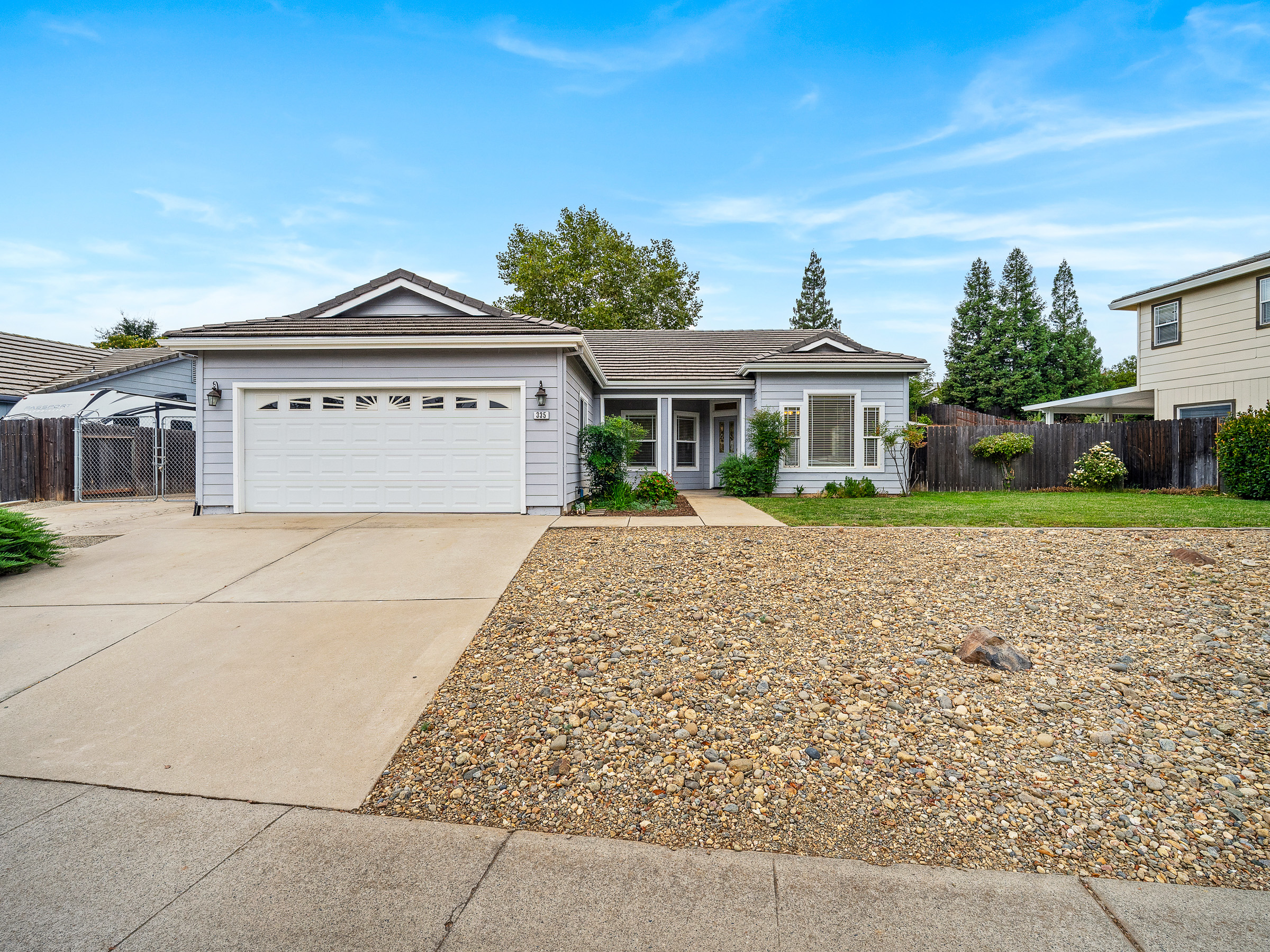 335 Edgebrook Drive 