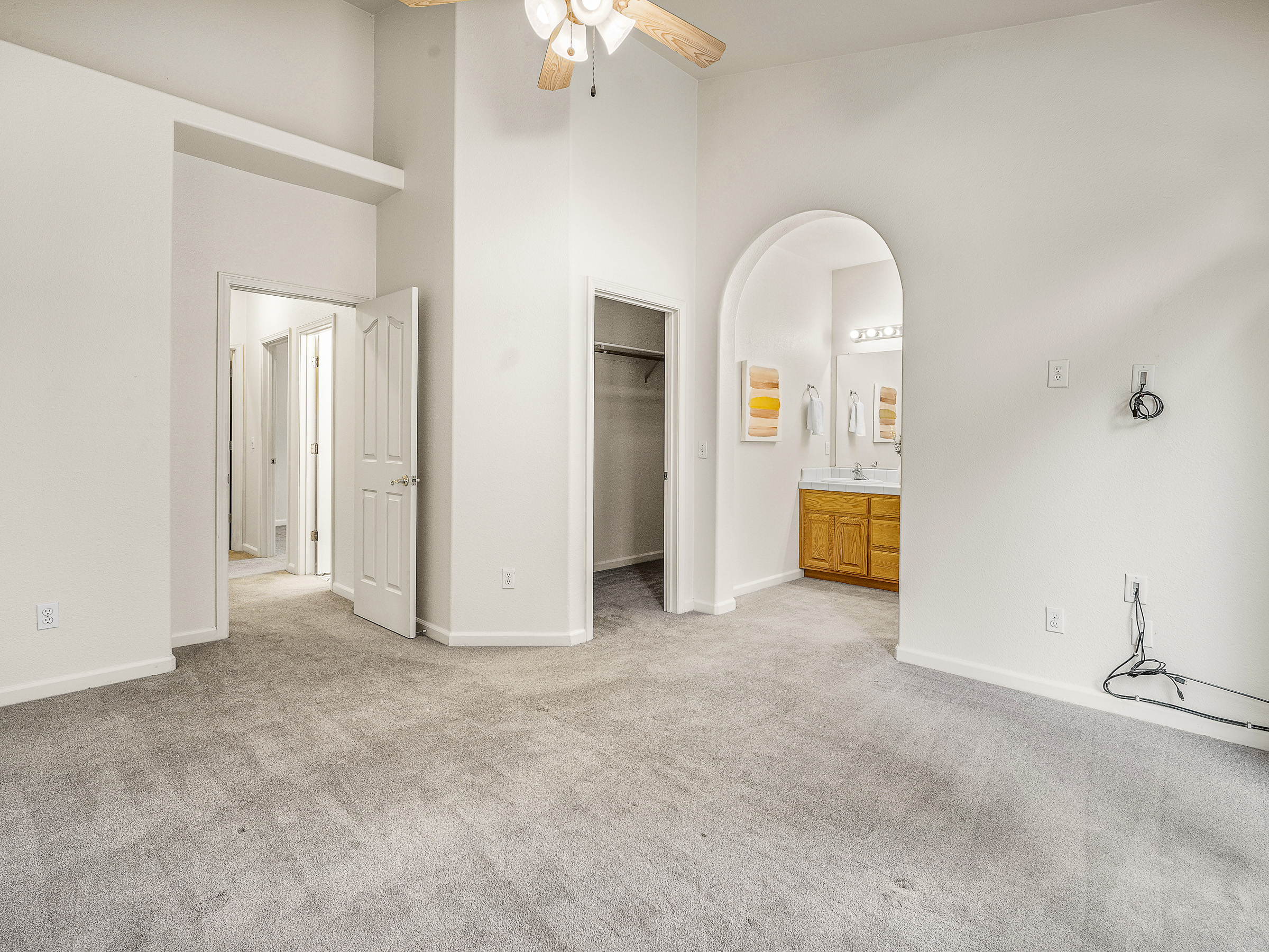 335 Edgebrook Drive 