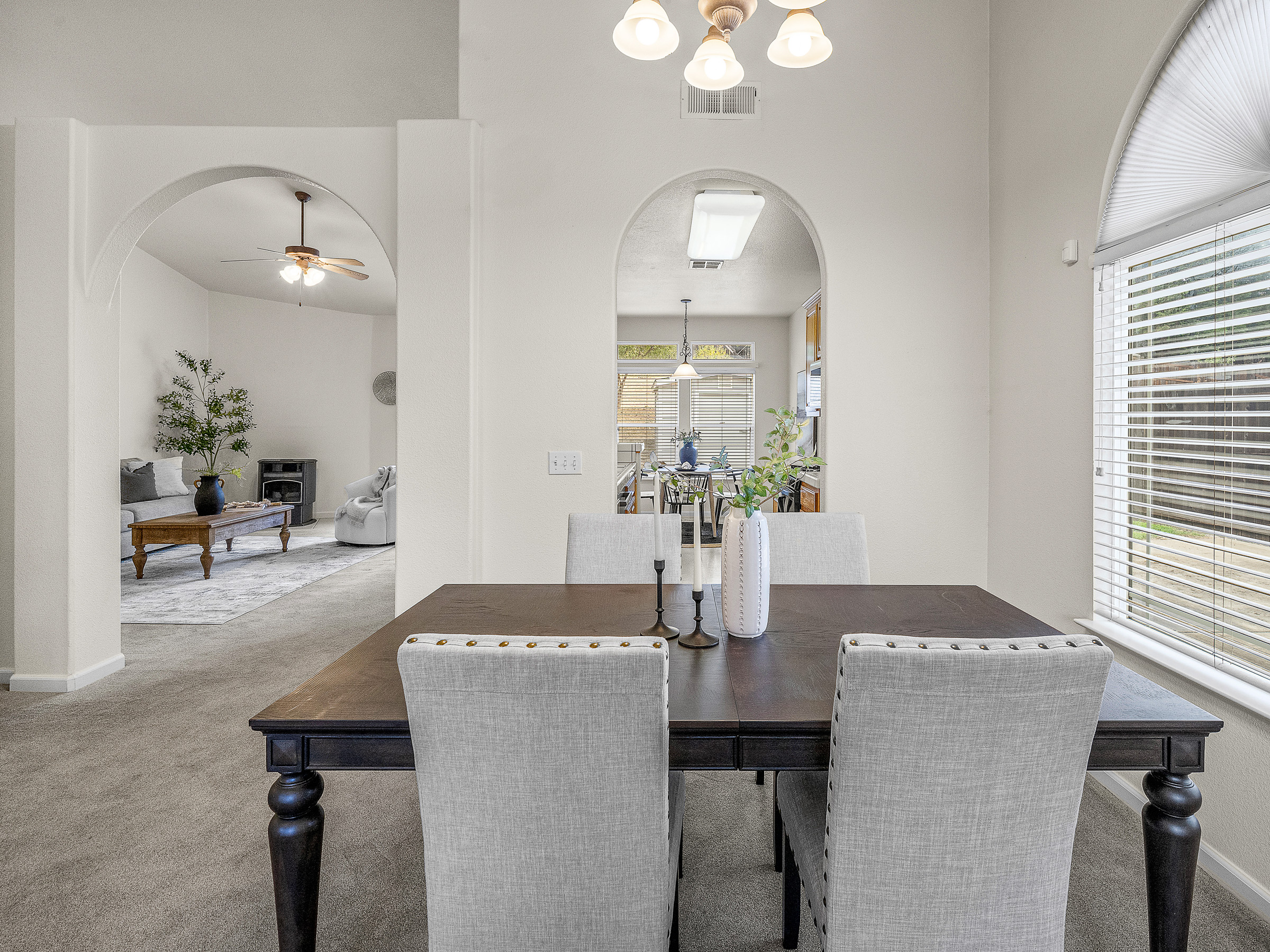 335 Edgebrook Drive 