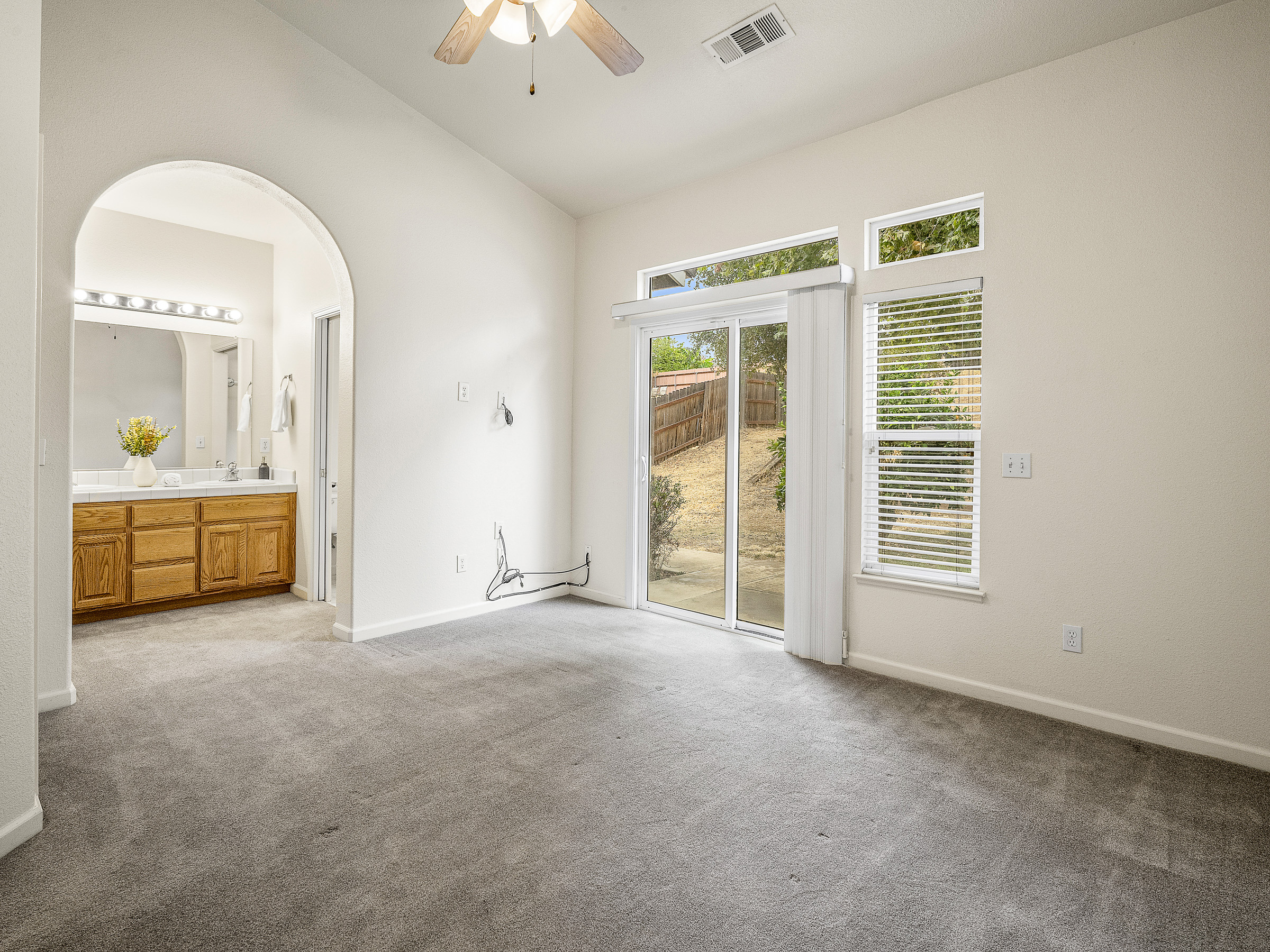 335 Edgebrook Drive 