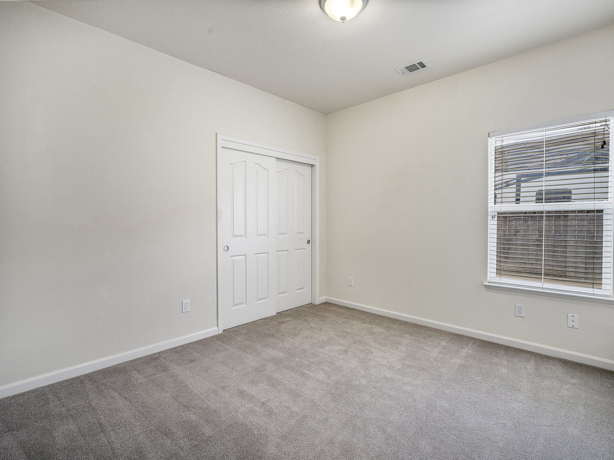335 Edgebrook Drive 
