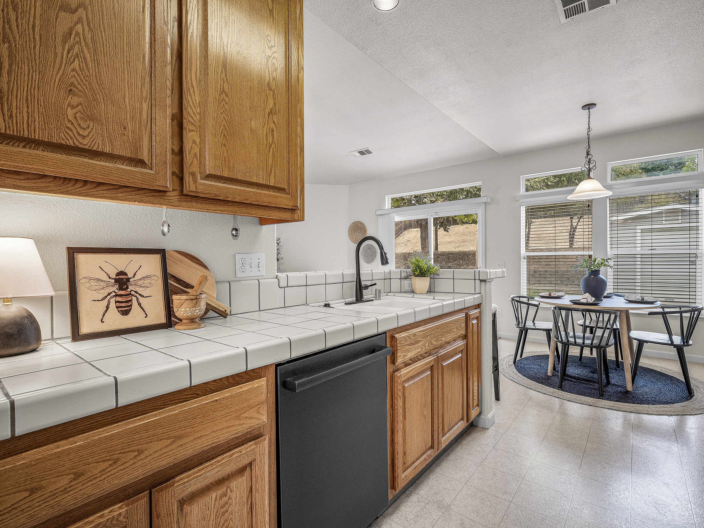 335 Edgebrook Drive 