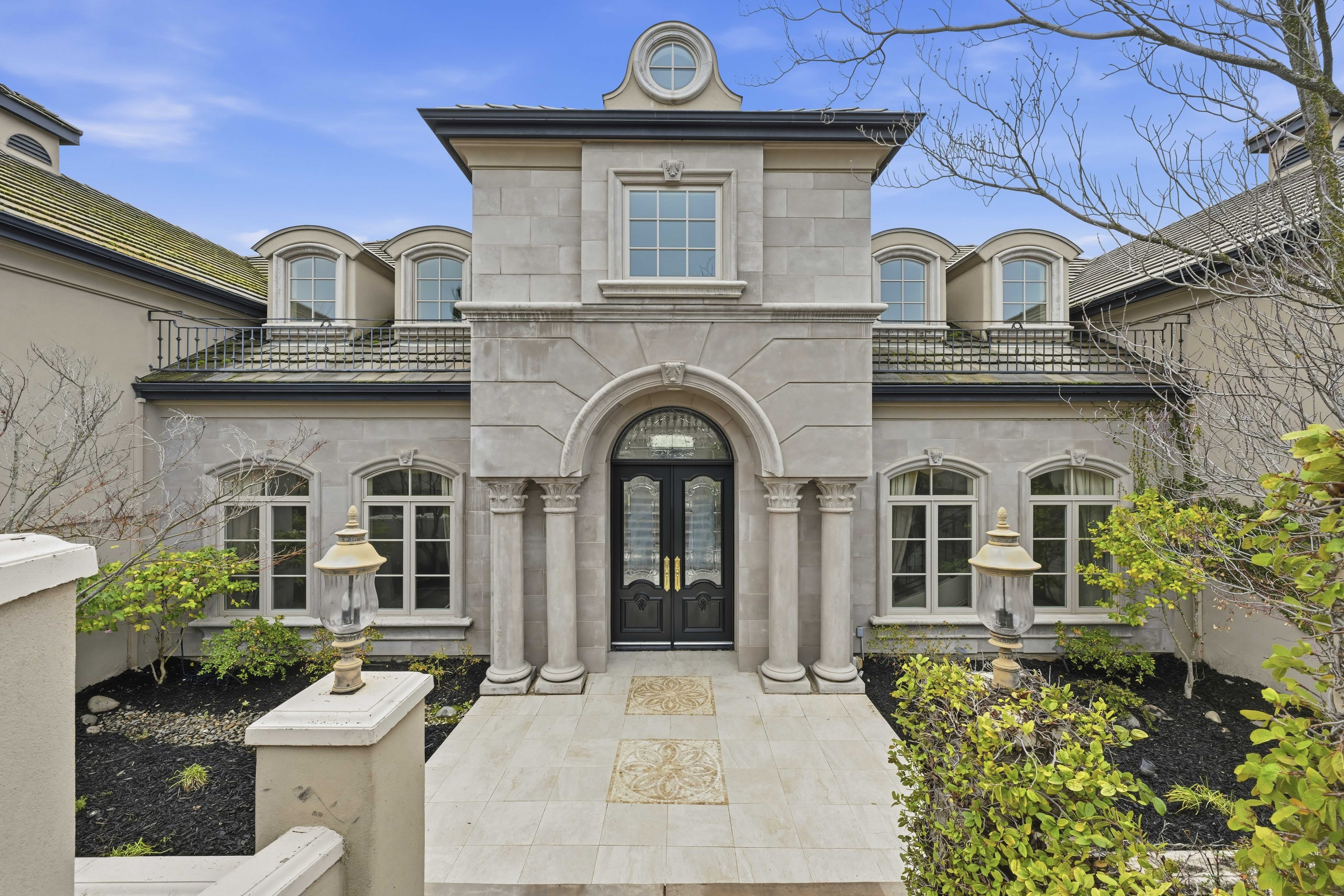 4838 Moreau Court 