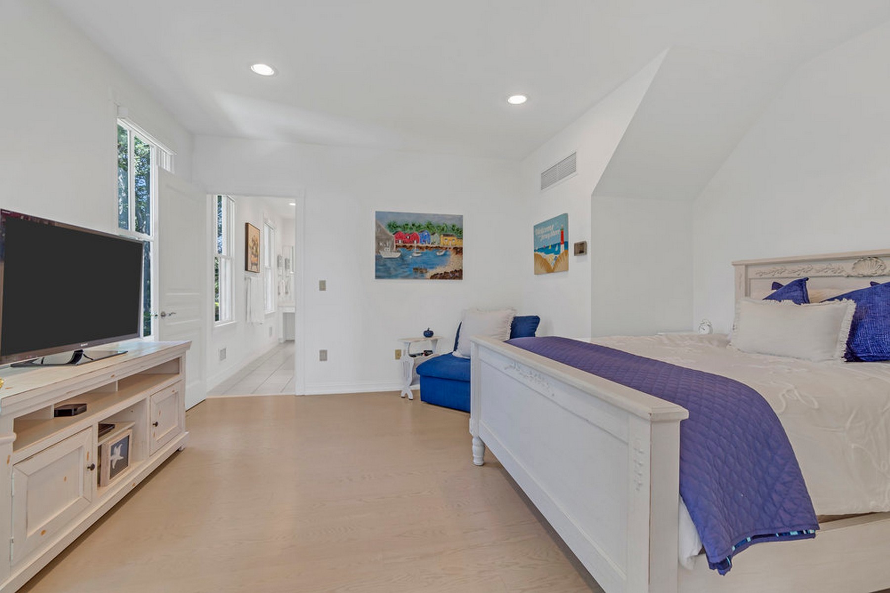51 Blossom Cove Rd
