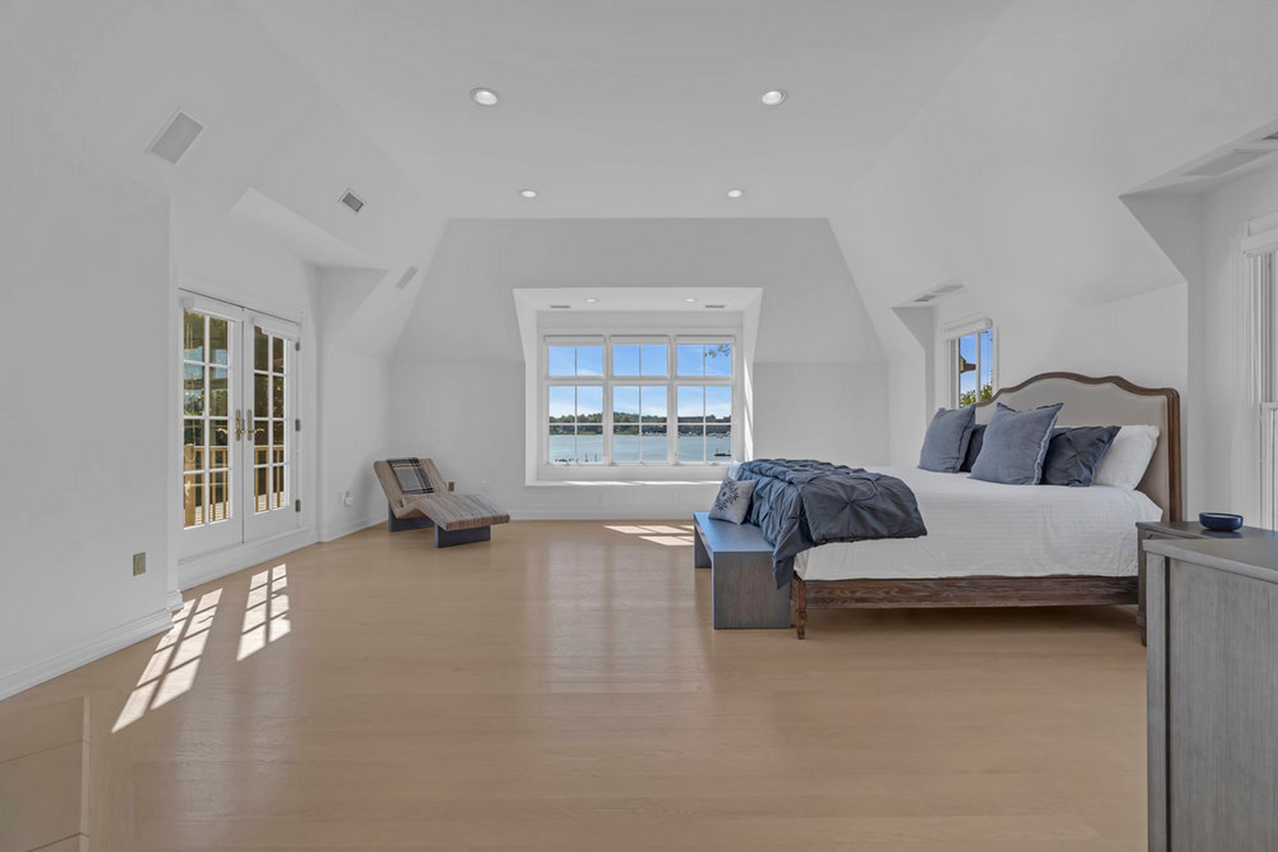 51 Blossom Cove Rd