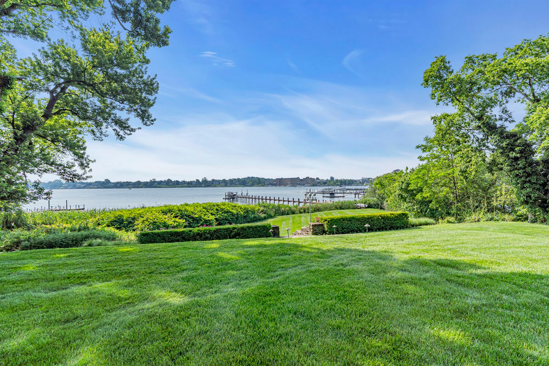 51 Blossom Cove Rd