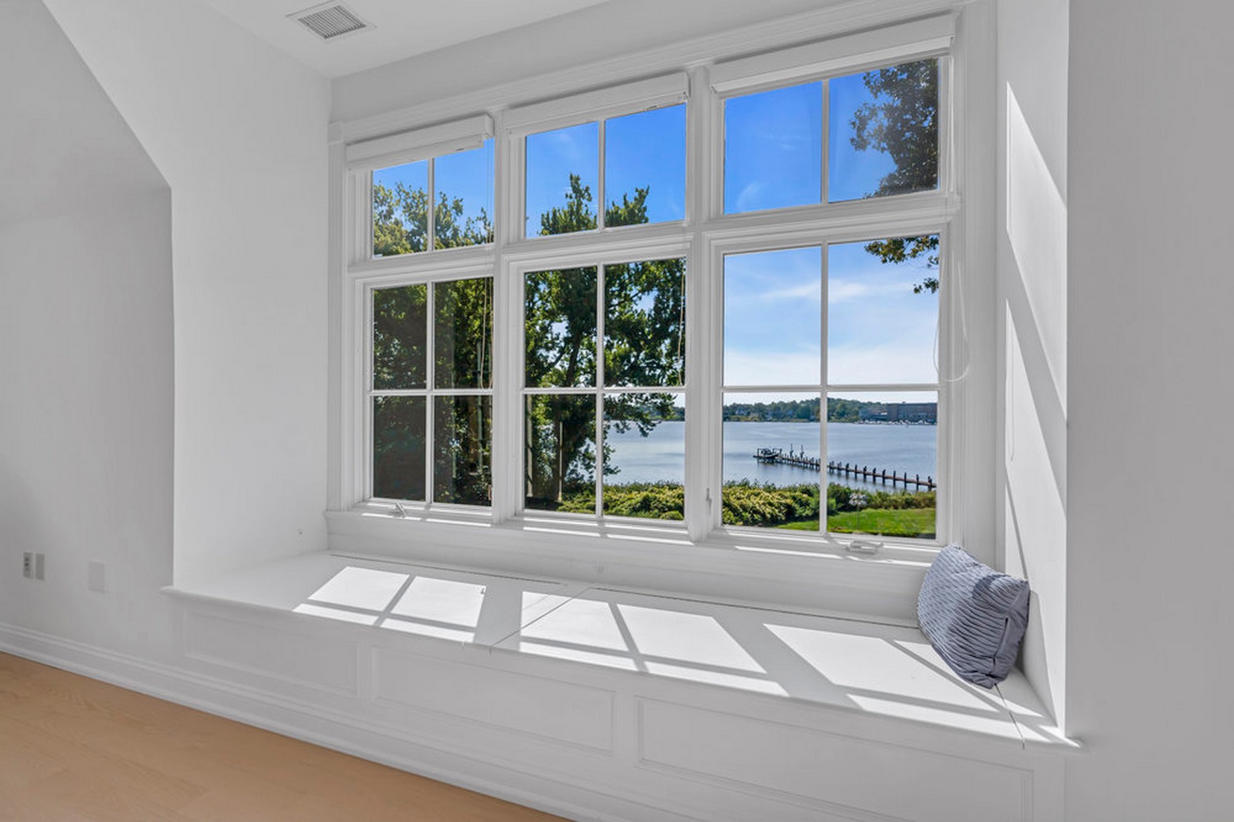 51 Blossom Cove Rd