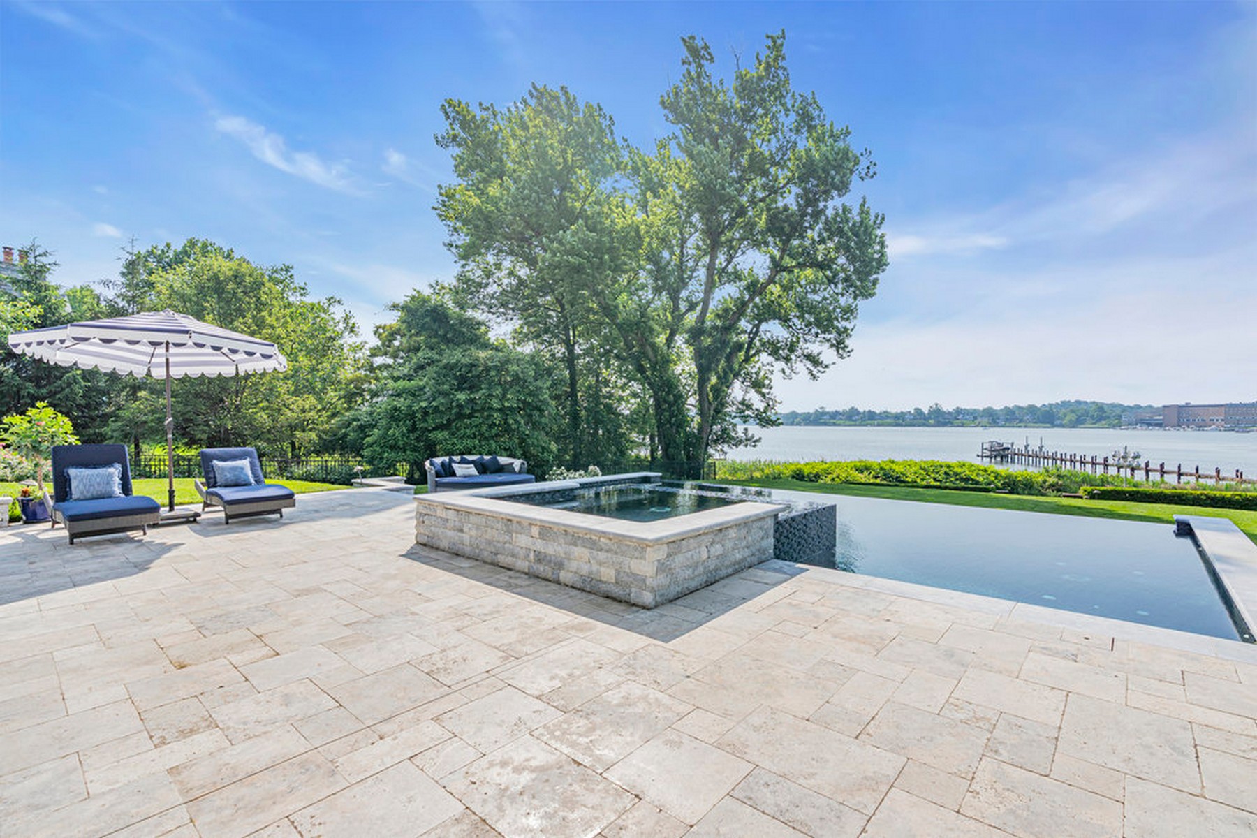 51 Blossom Cove Rd