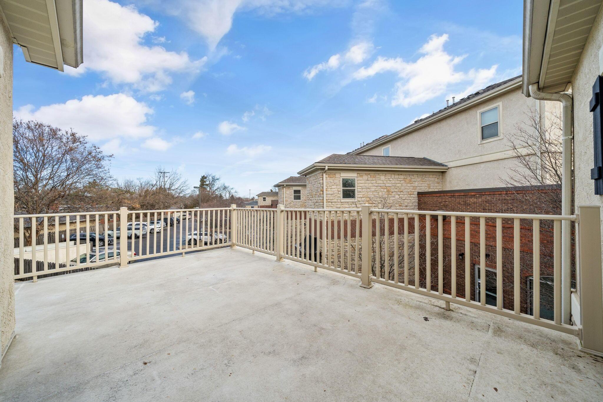 1744 Ridgecliff Road