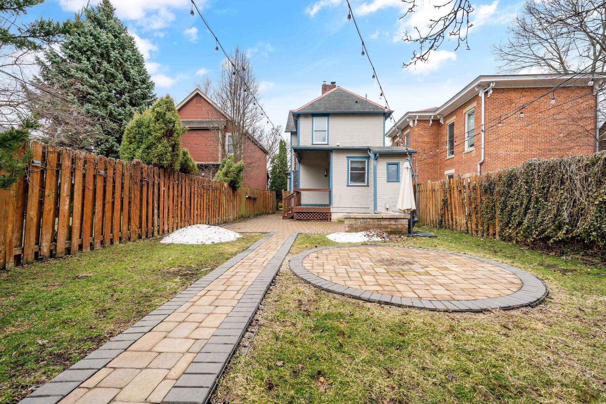 316 W 3rd Avenue
