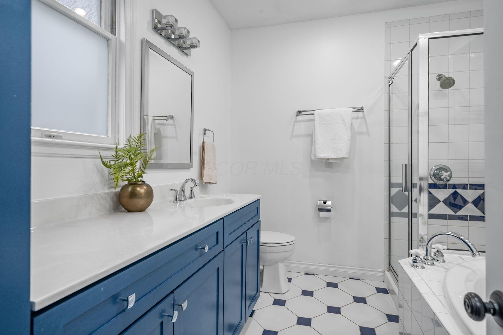 316 W 3rd Avenue