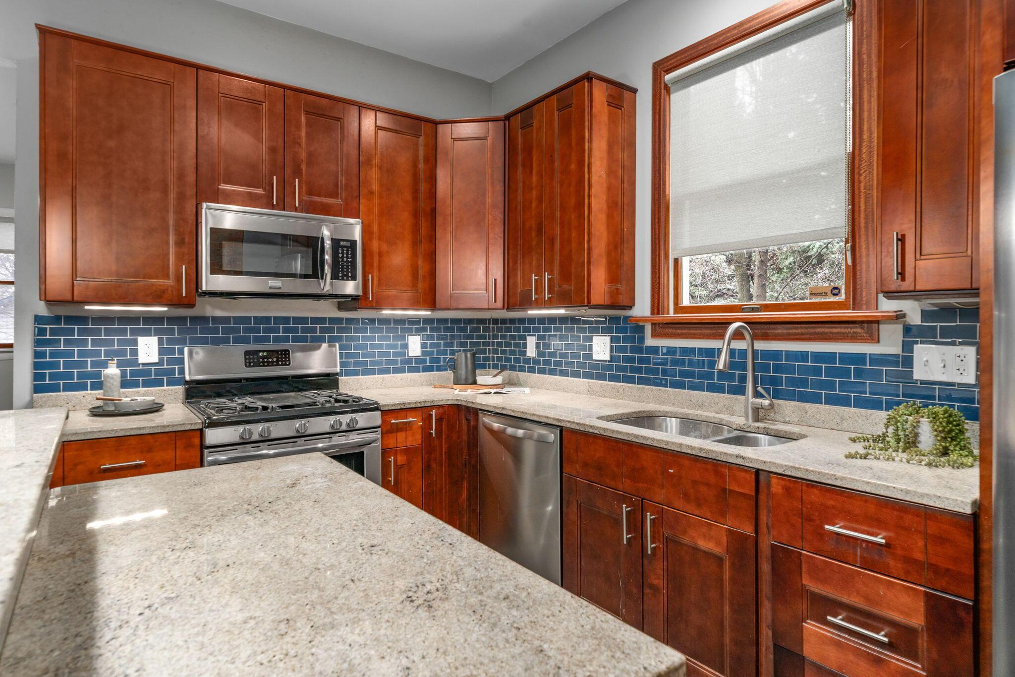 316 W 3rd Avenue