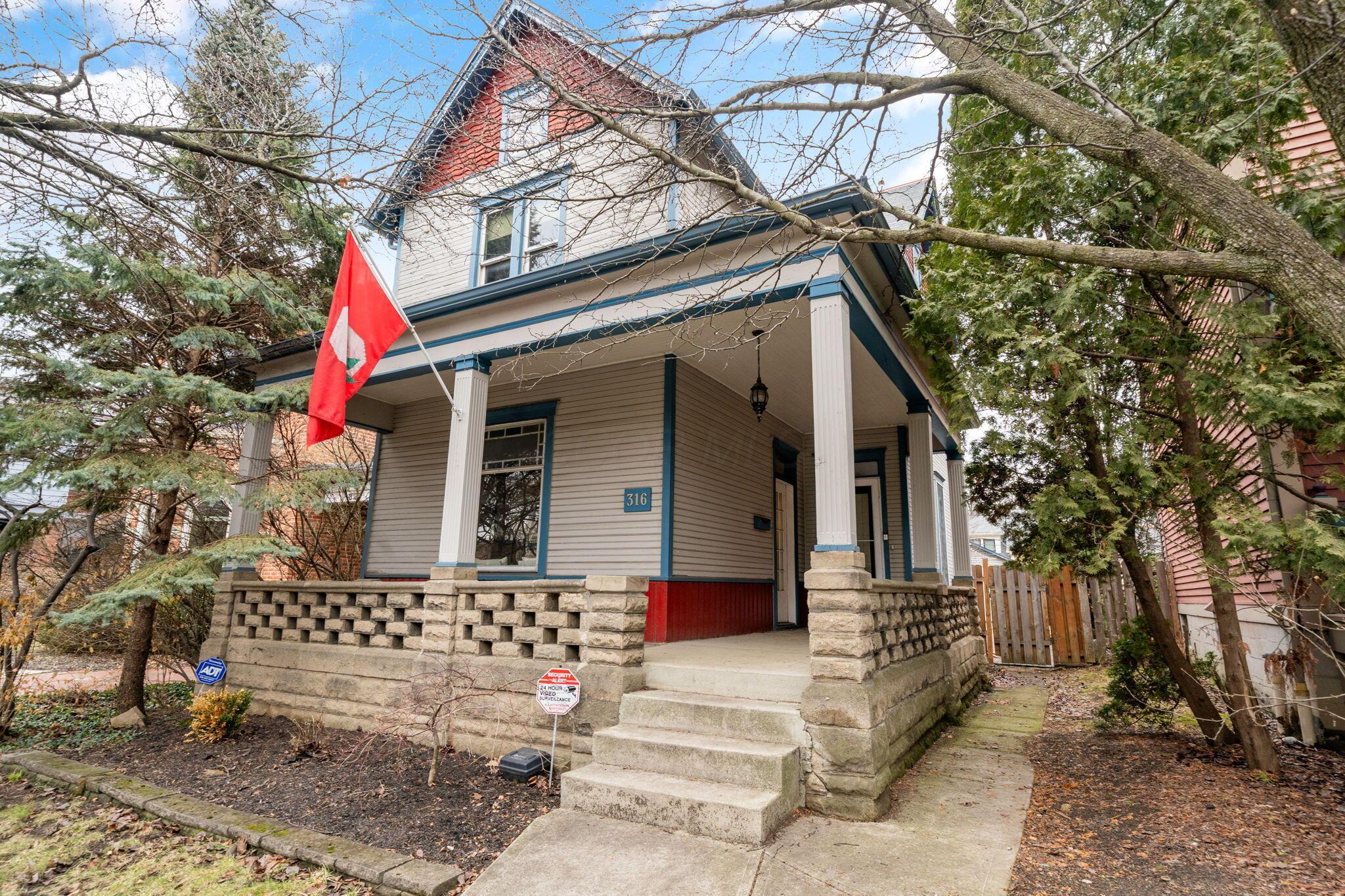 316 W 3rd Avenue