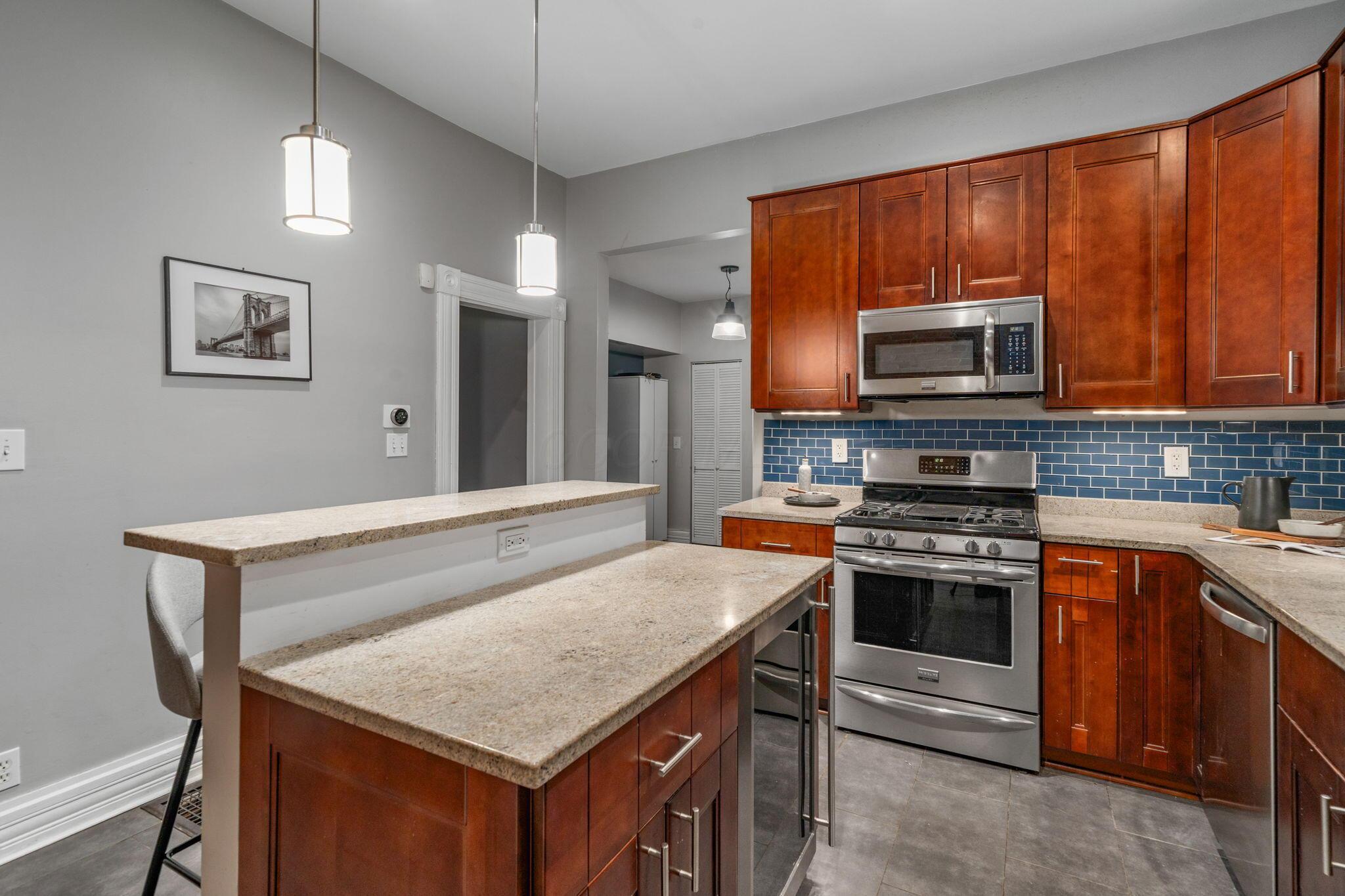 316 W 3rd Avenue