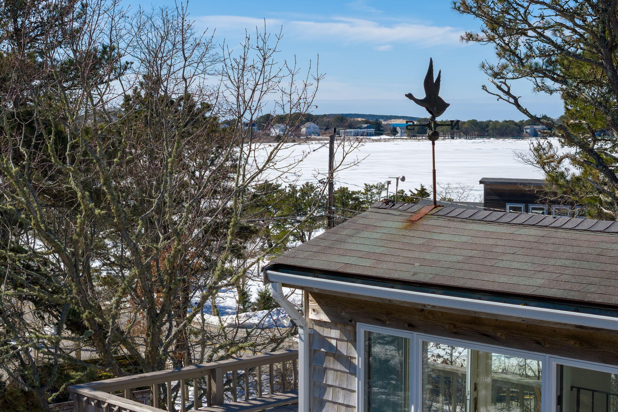 345 Cove Road 