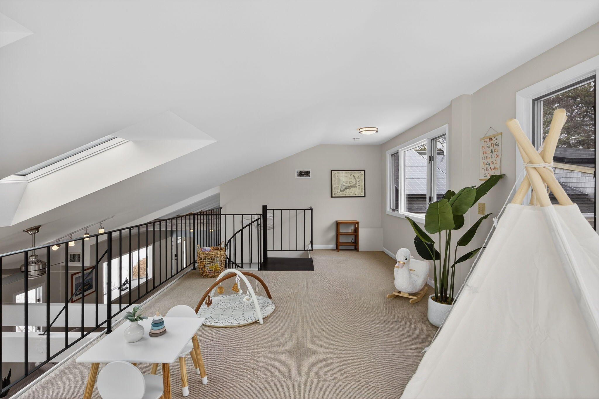 345 Cove Road 