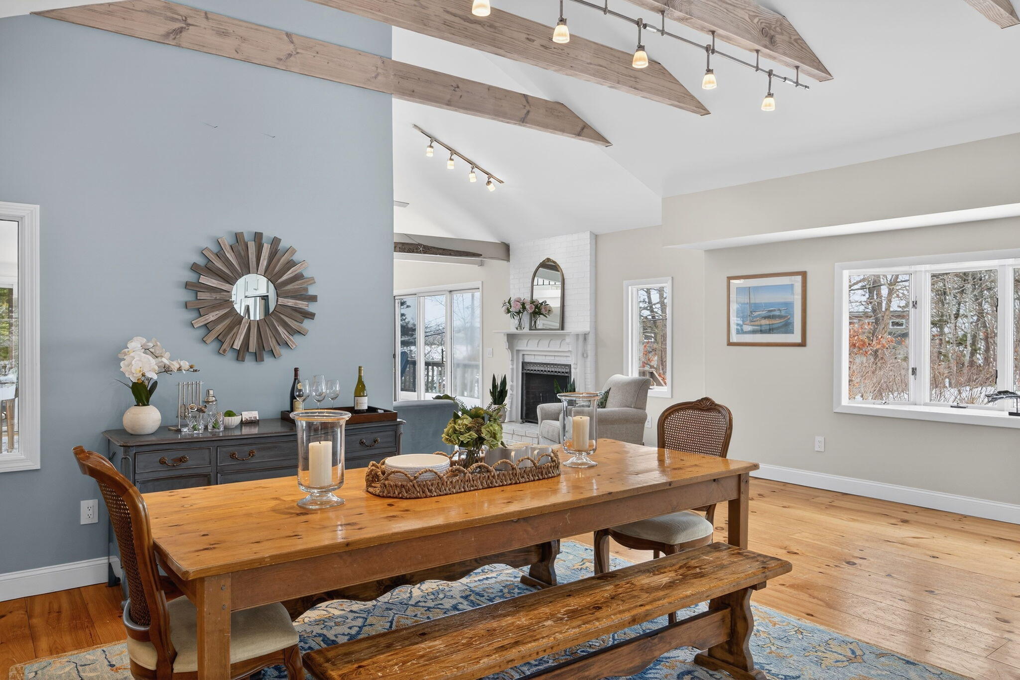 345 Cove Road 