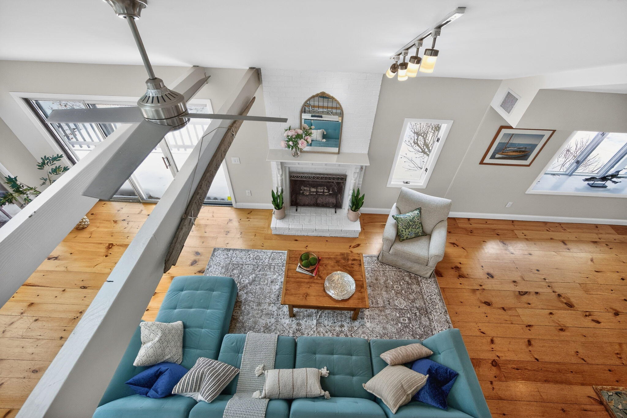 345 Cove Road 