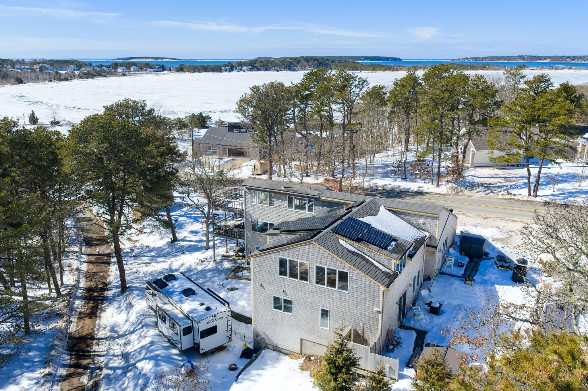 345 Cove Road 