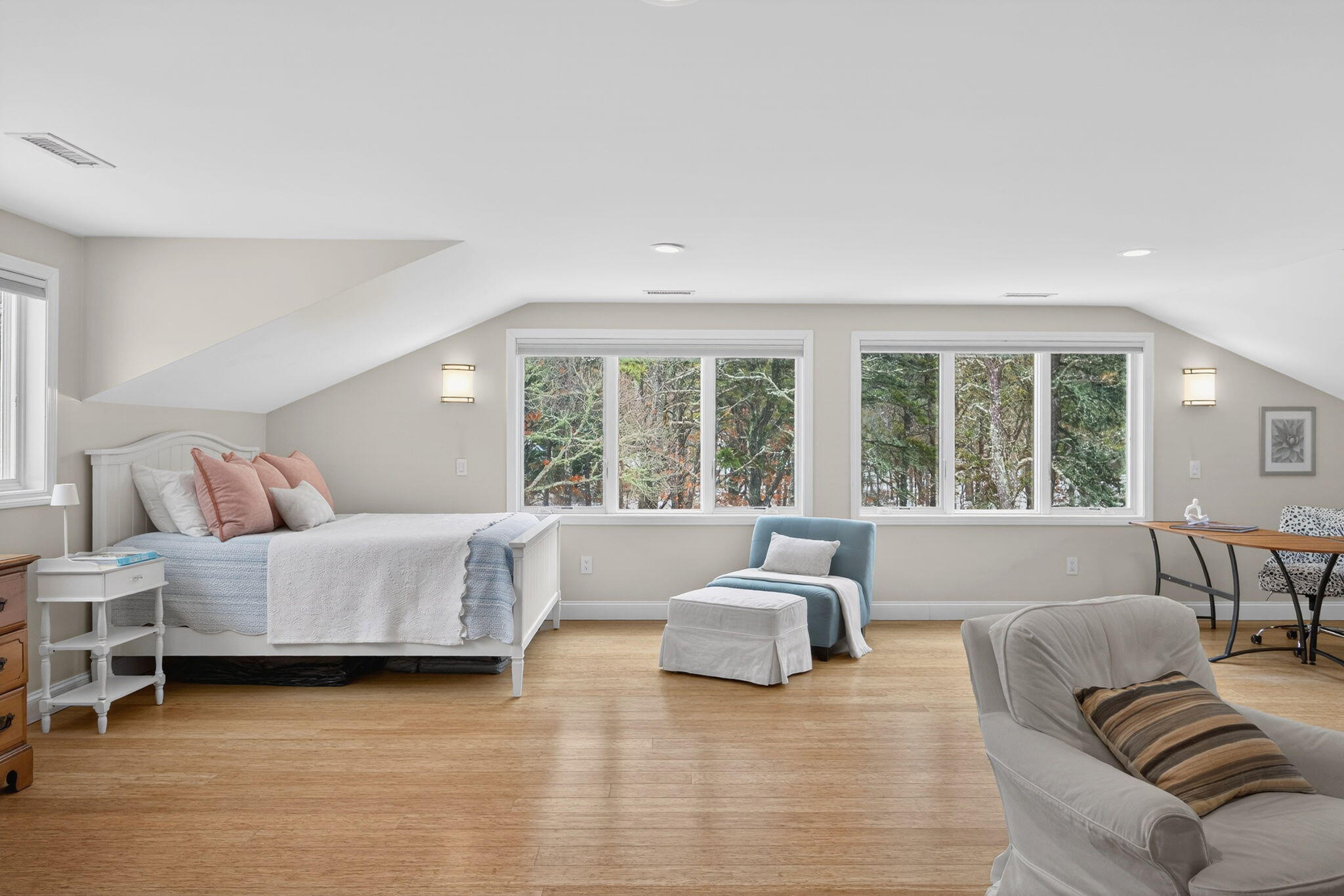345 Cove Road 
