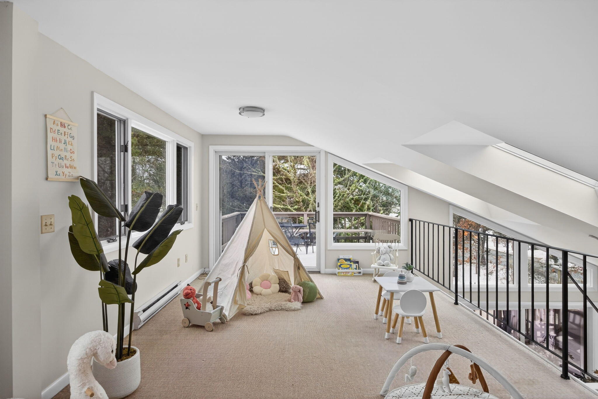 345 Cove Road 
