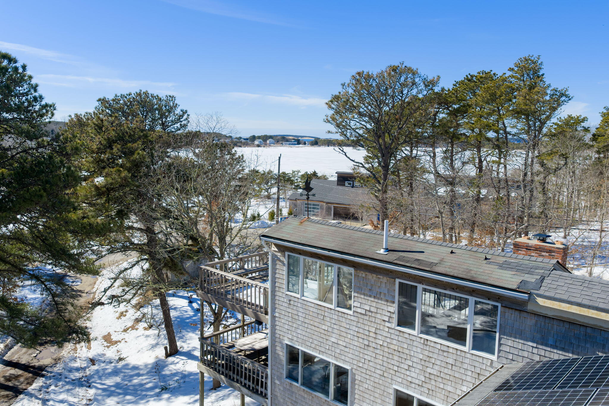 345 Cove Road 